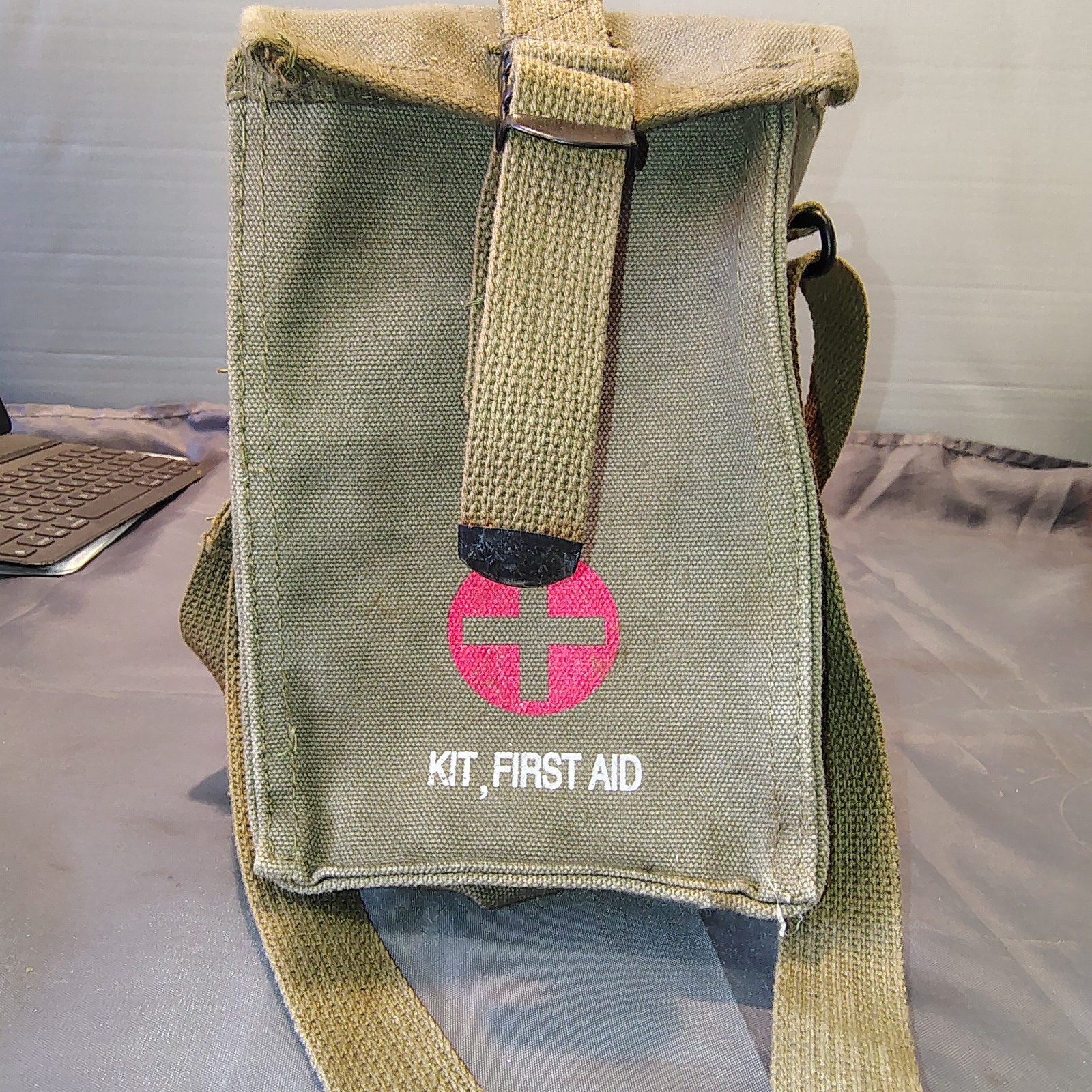 FIRST AID BAG-Olive Drab-Outdoor Jungle Survival Gear-New Old Stock Prepers,Camp