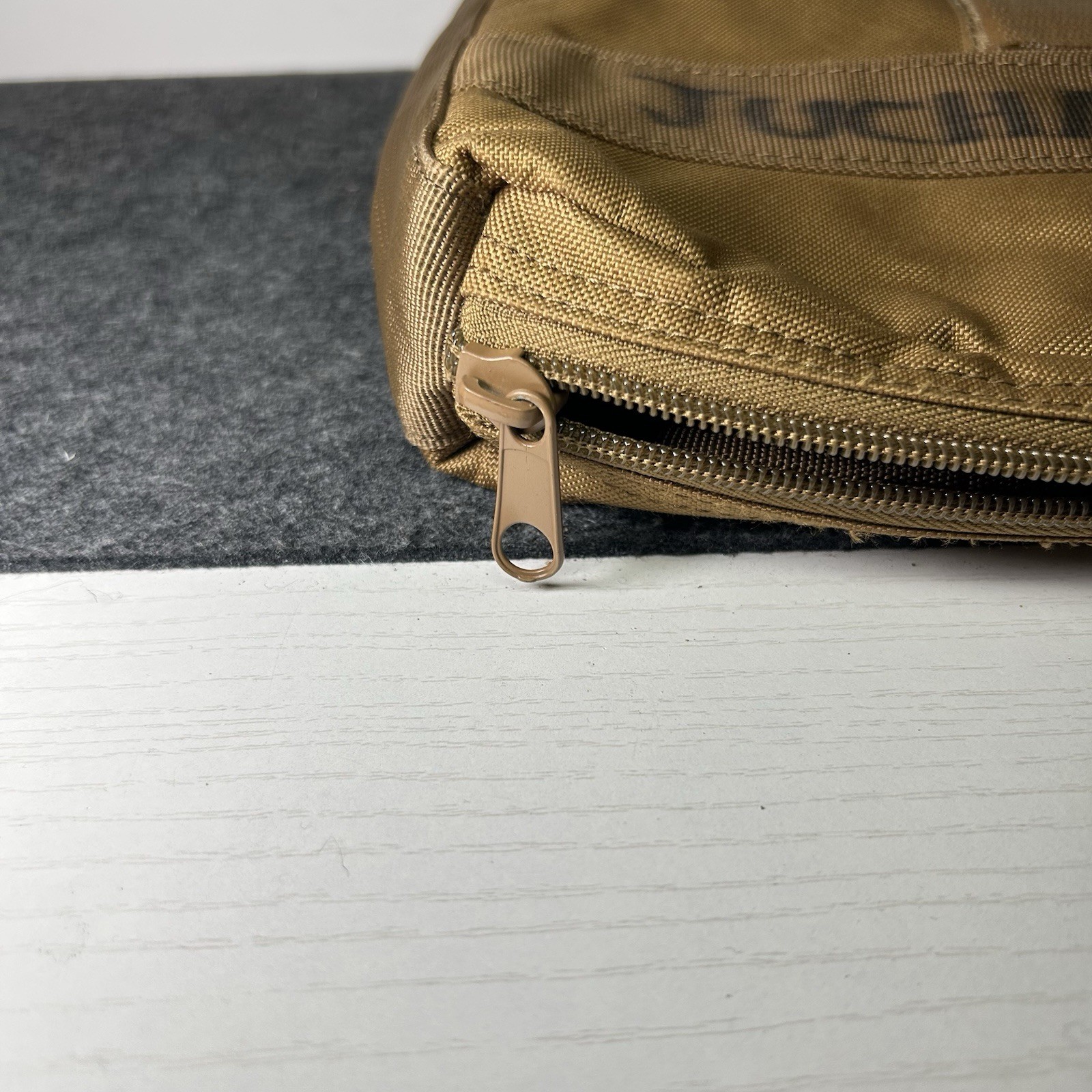 LA POLICE GEAR DESERT TAN TACTICAL PISTOL BAG SURVIVAL AUTHENTIC