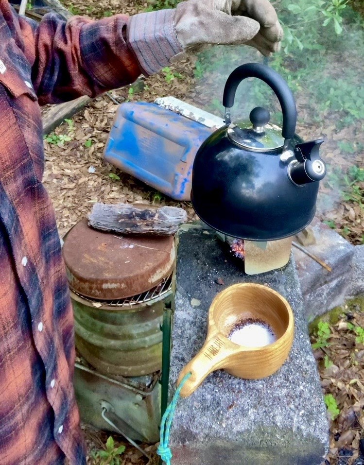 Go Jo Field Ration Heating Set with Stove and 3 Pyropac Firestarting Gel Packets