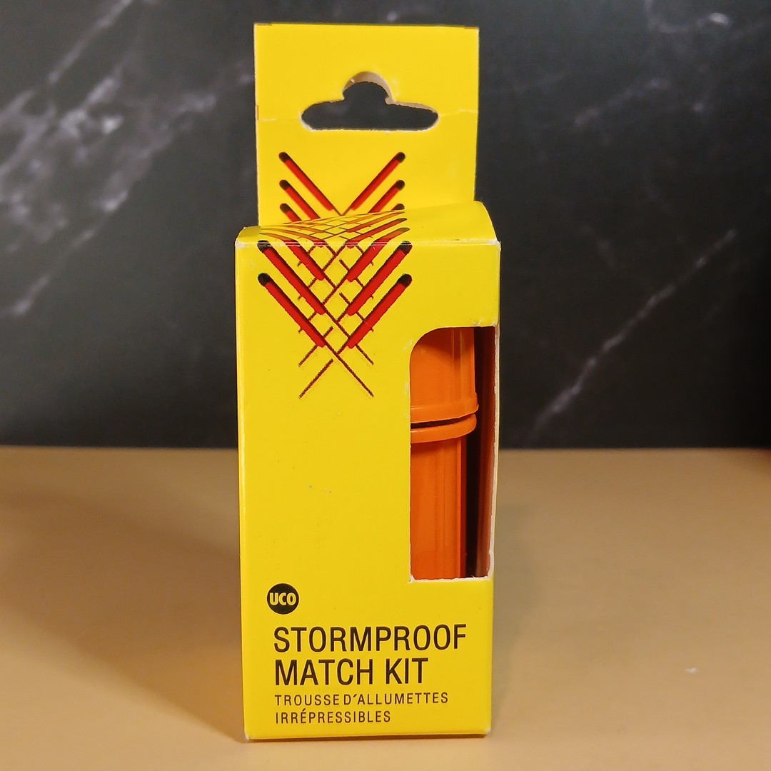 UCO Stormproof Match Kit with Waterproof Case, 25 Stormproof Matches and 3 Strik