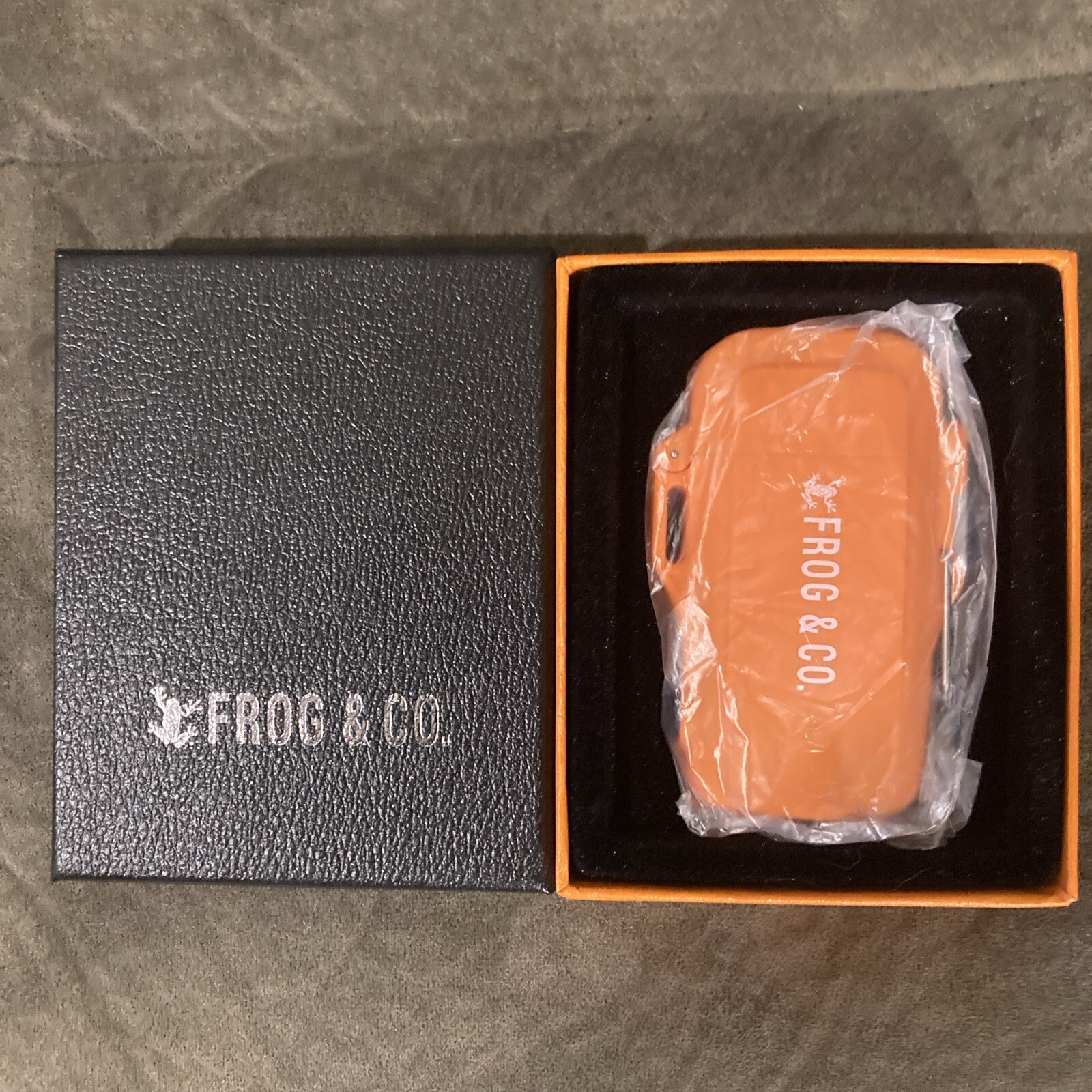 Survival Lighter Plasma – Wind/Waterproof Flashlight Rescue Tinder Whistle NEW