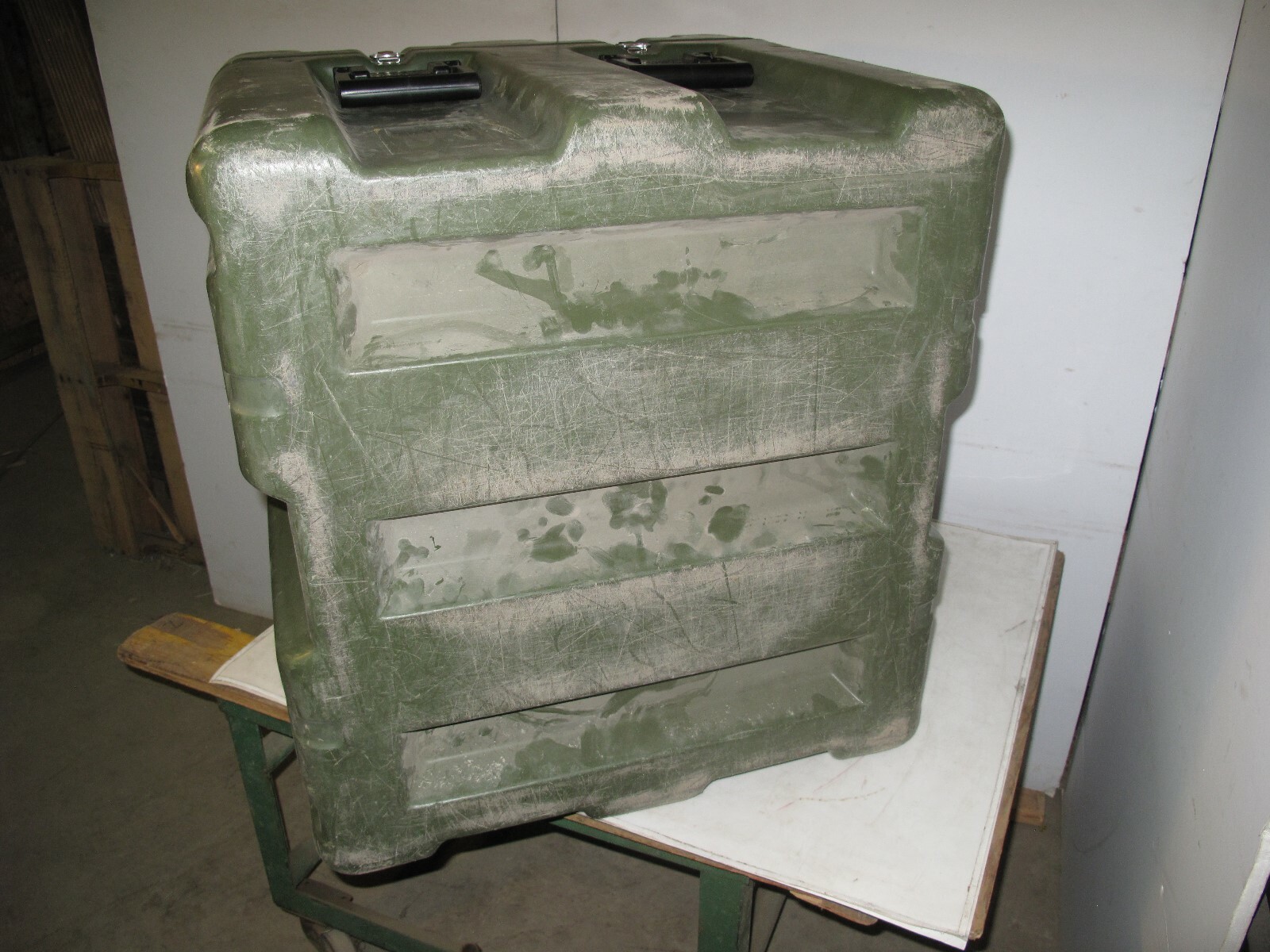 Hardigg Pelican Hard Case 29x27x27 Single Lid AL2624-1805 Hinged Shipping