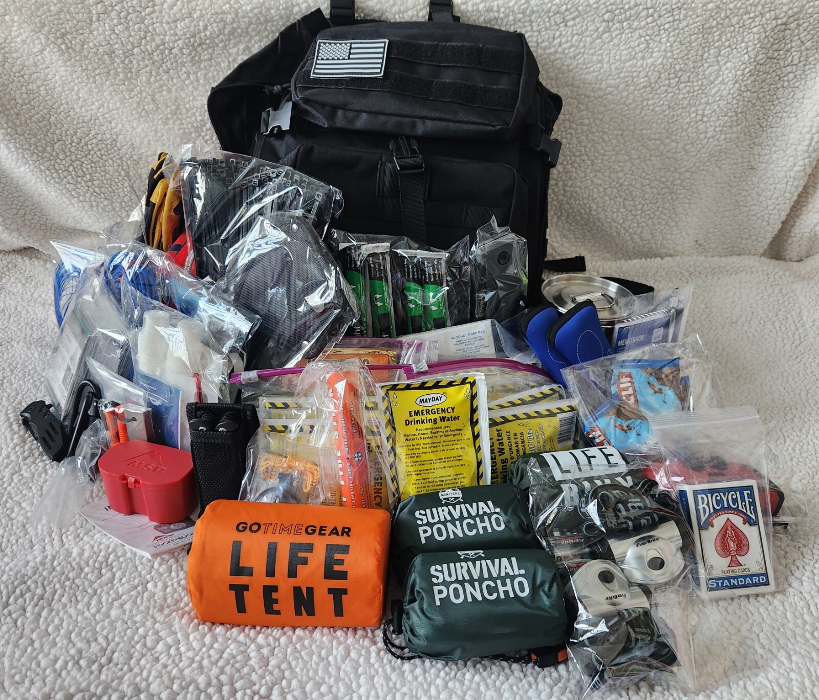 72-hour survival bag for 2 people “Read the full description of the contents”