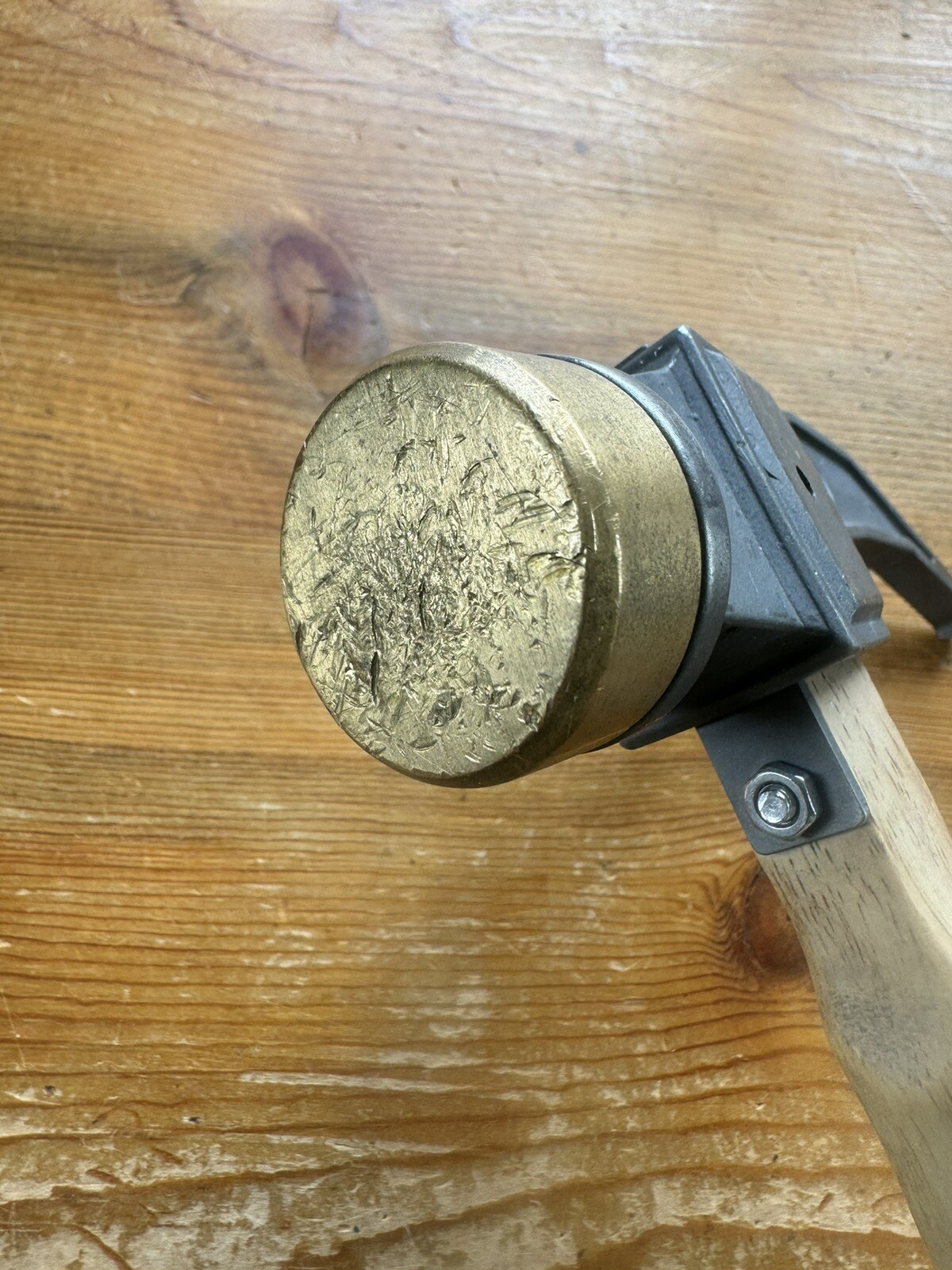UST Ultimate Survival Heritage Camp Hammer
