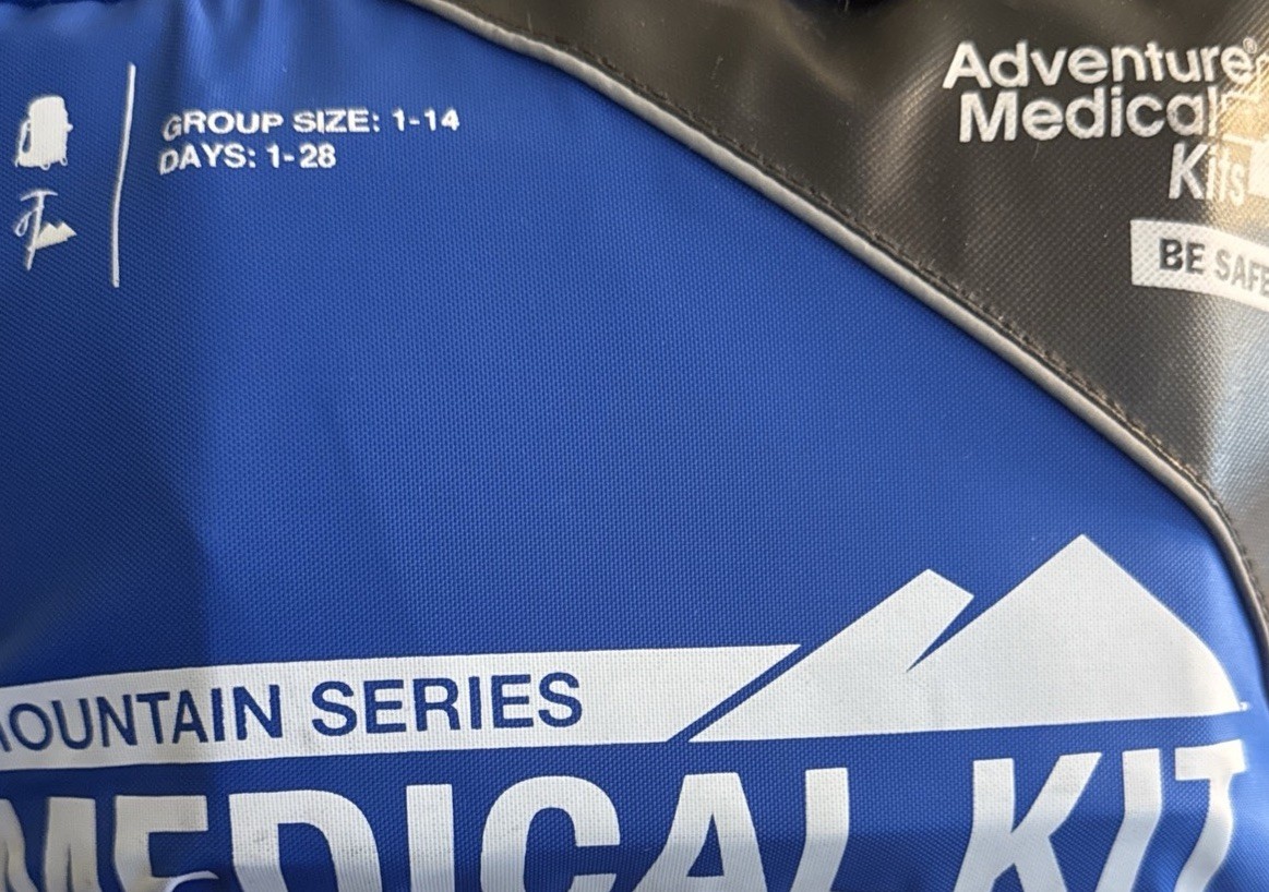 ADVENTURE MEDICAL KITS MOUNTAIN SERIES COMPREHENSIVE MEDICAL KIT, SEALED EXP???