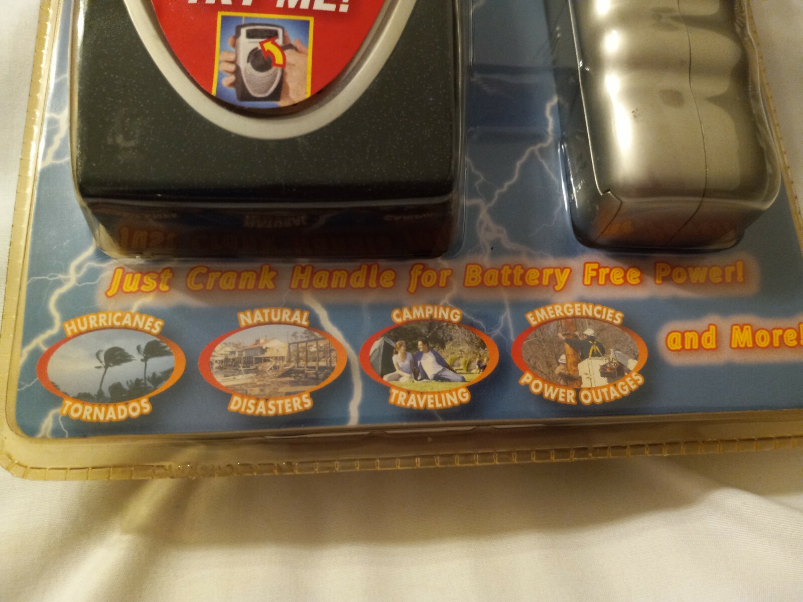 Vintage Innovage Outdoor Emergency Radio / Flashlight Set, New in Package !