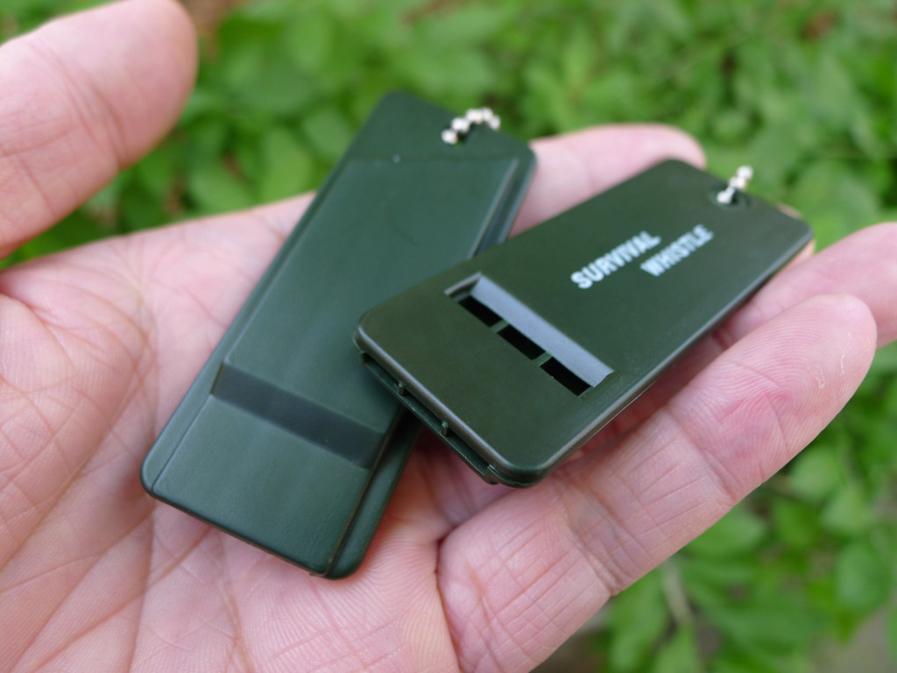 2 Emergency Survival Whistle Rescue Tool Signal Sound Outdoor Camping Hiking SOS