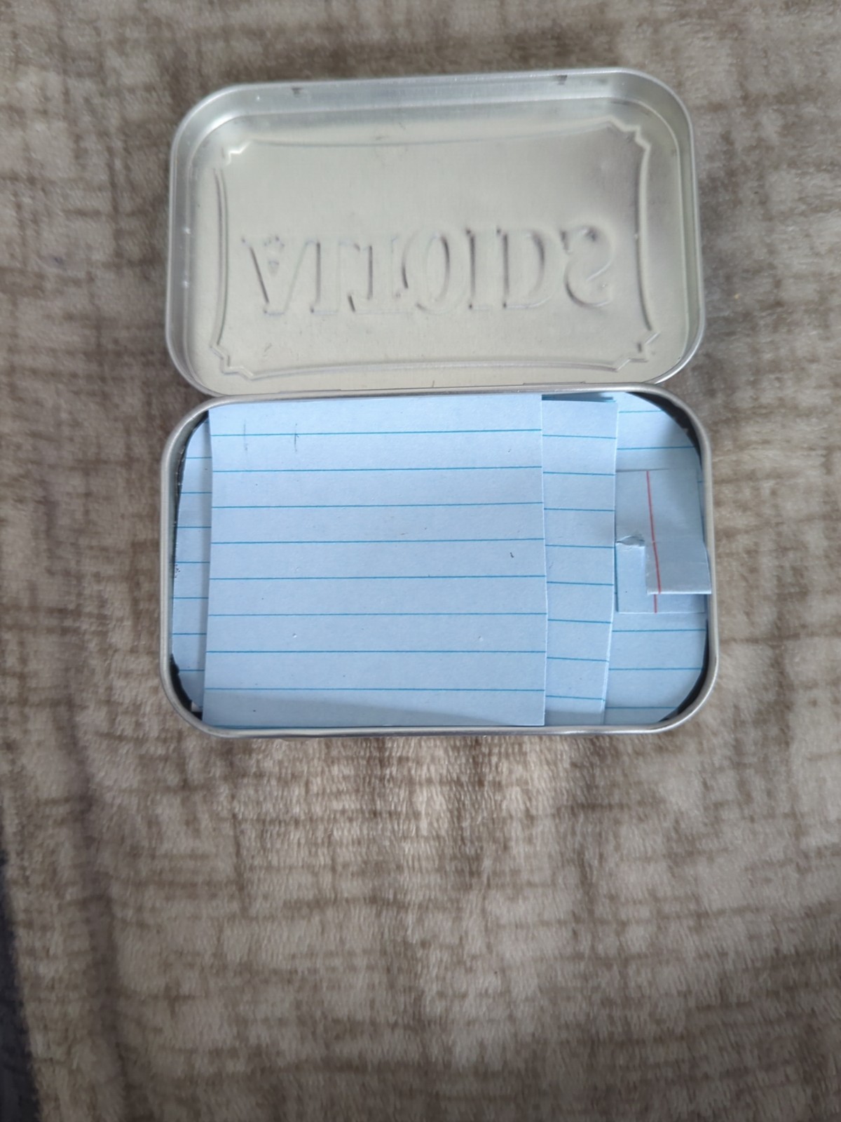 Atoids Tin,Survival Tin,First Aid Kit With Candle,Multi tool,Pencil,Paper,Q-Tip.