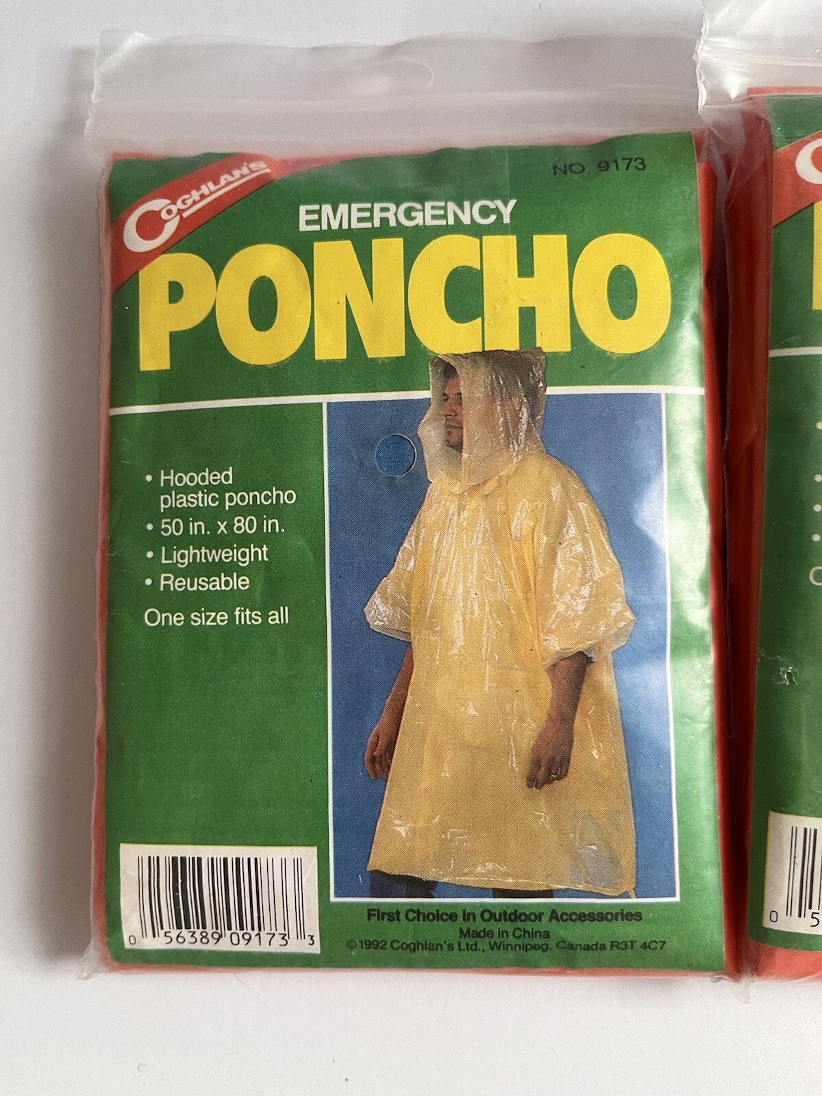 Coghlan’s Emergency Poncho 9173 50″ x 80″ Lightweight Reusable One Size Fits All