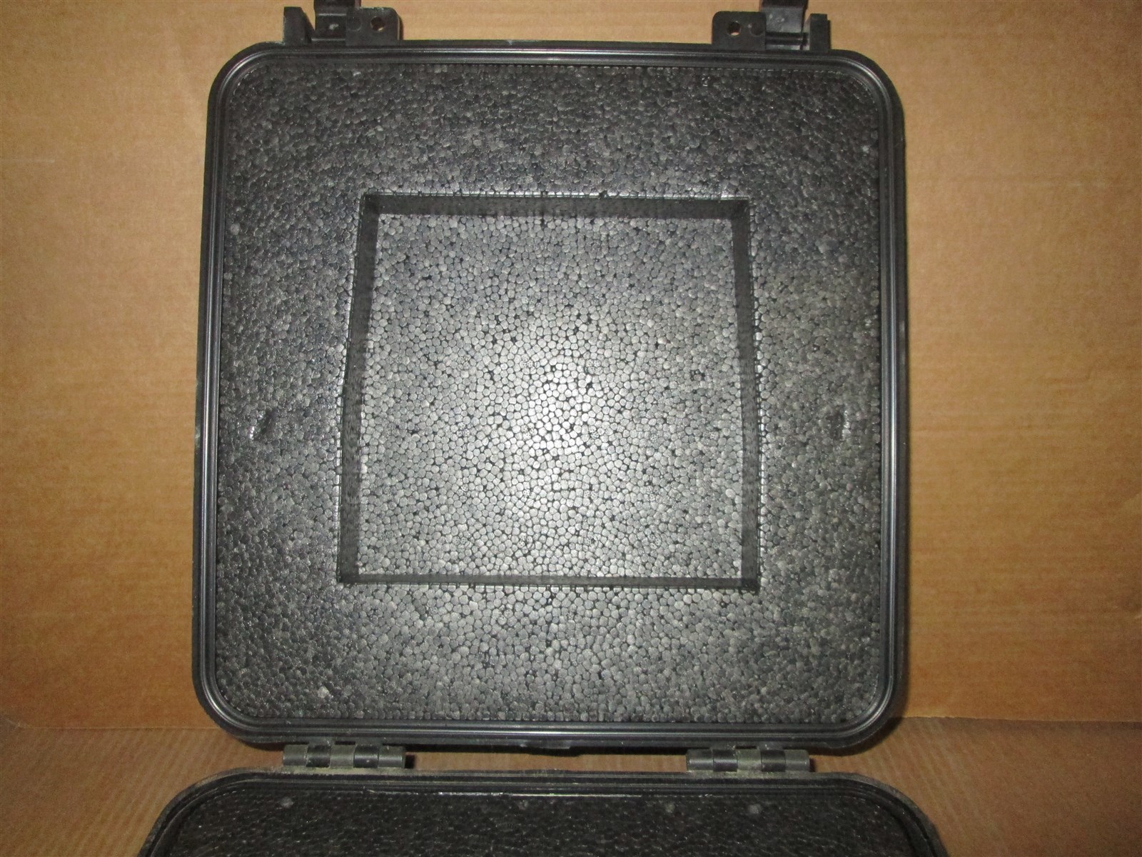 Starlight SC-071414 AN/PVS-7A Hard Case 17x15x8 W/ Foam Weather Dry Box Camera