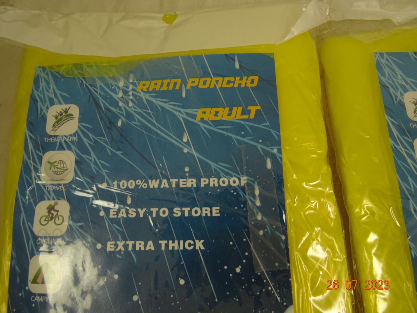 Rain Poncho Hooded 100% waterproof extra thick OSFM Adult 2 pieces Yellow NEW