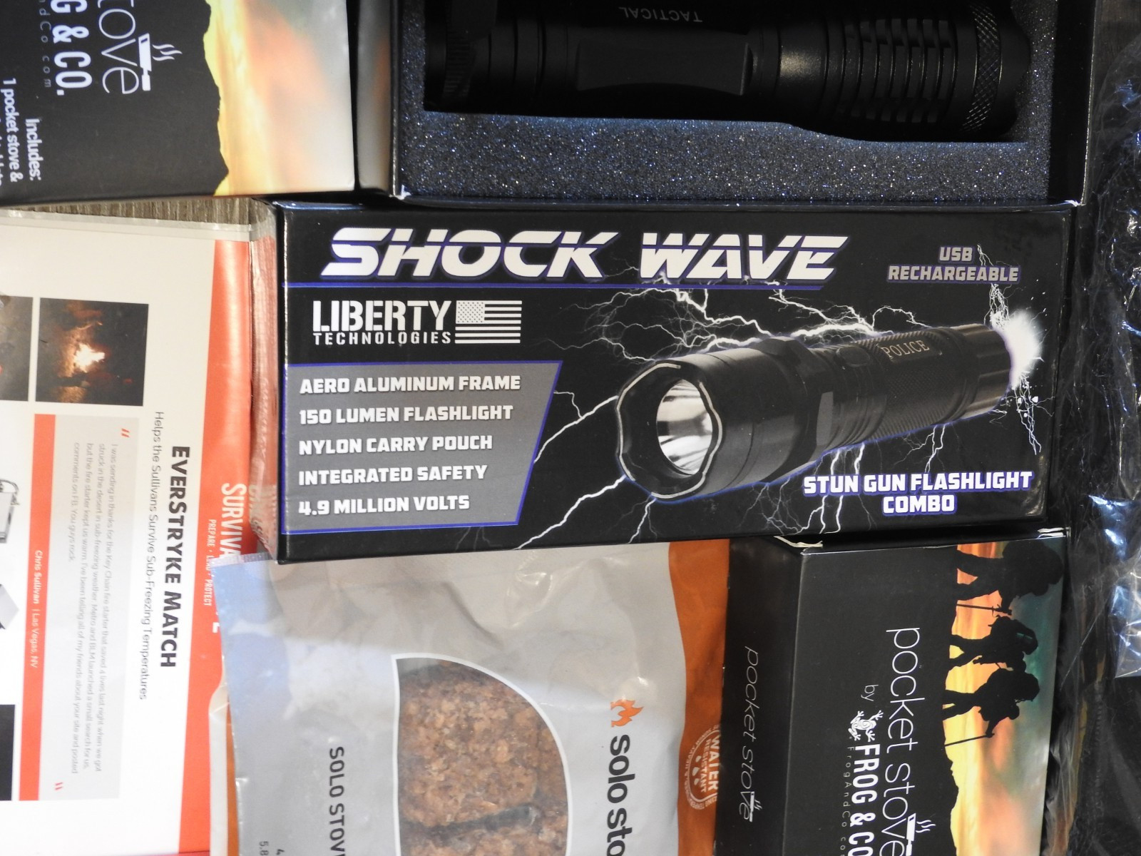 SURVIVAL CAMPING LOT! PRATRIOTS SOLAR POWER CELL-FLASHLIGHTS-SOLAR LANTERN-MORE!