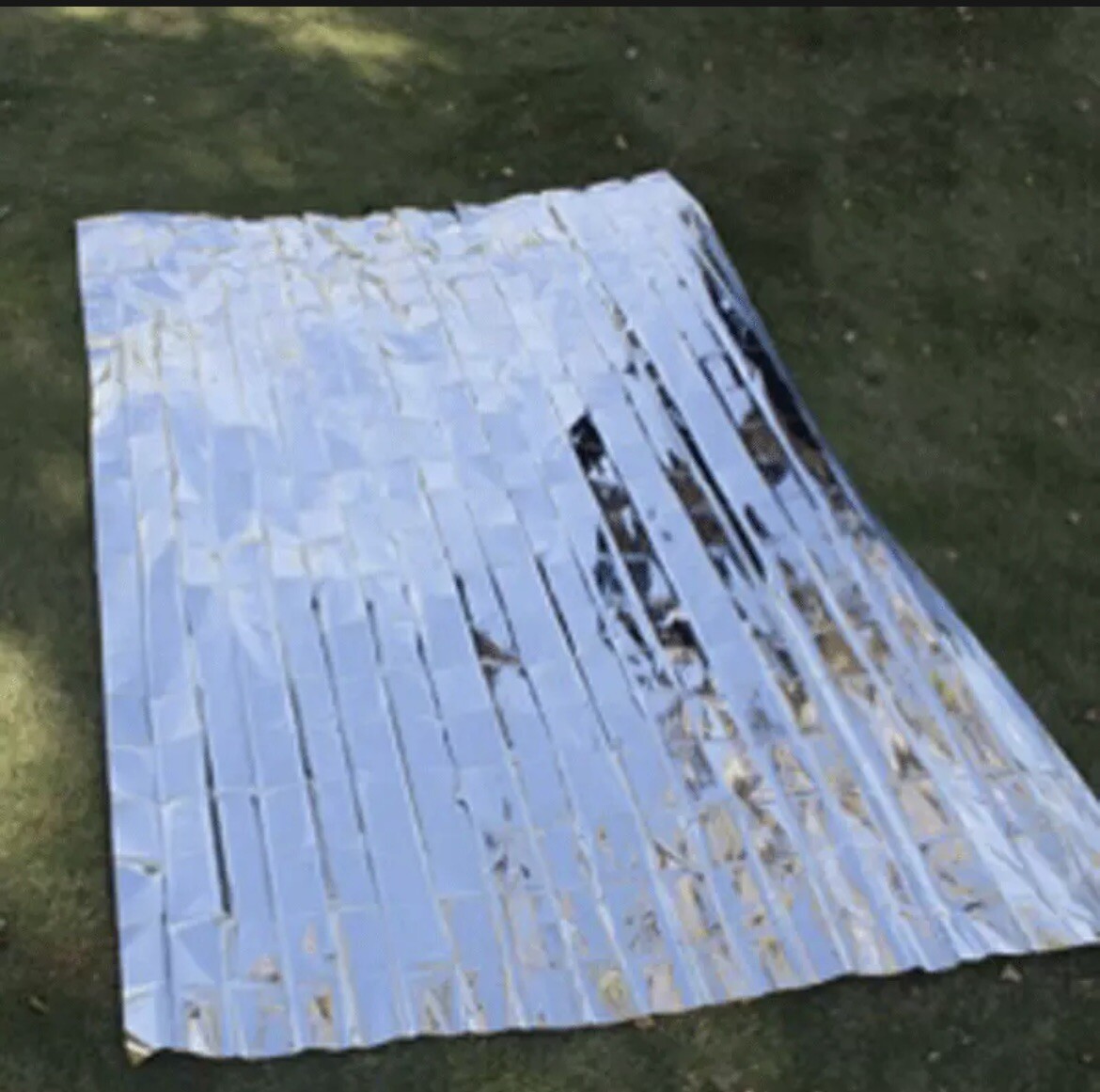 Emergency BLANKET Thermal Survival Safety Insulating Mylar Heat 84″ X52″ (Pair)