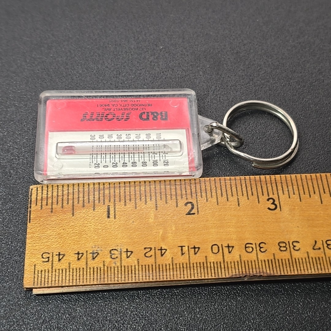 Vtg Hong Kong B&D Sports Zip-O-Gage Zipperpull Thermometer Keychain