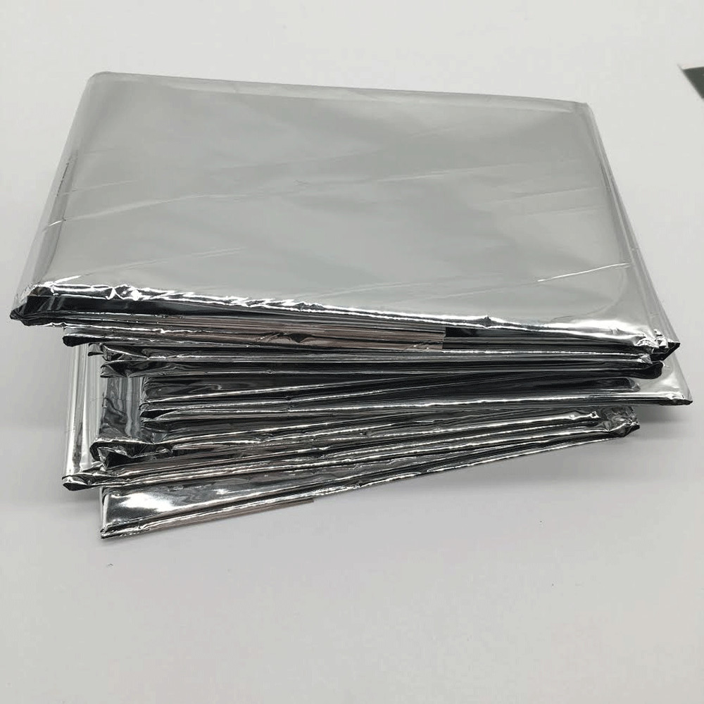 5 pcs Emergency BLANKET Thermal Survival Safety Solar Insulating Mylar 84″ X 52″