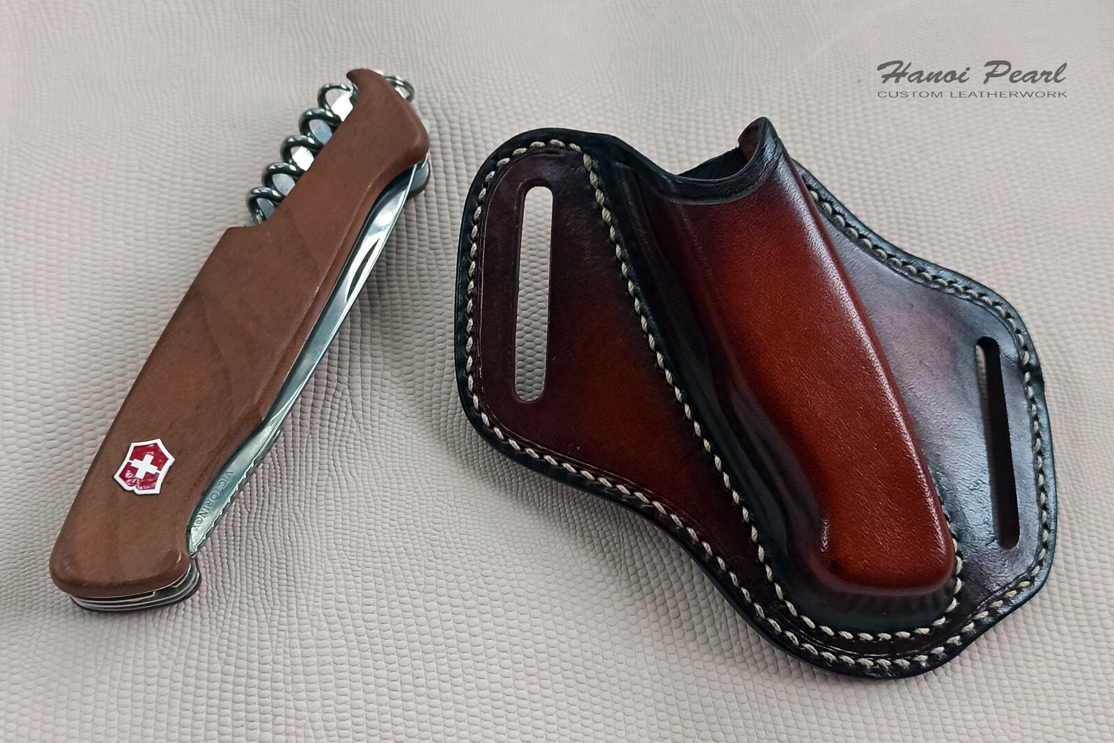 Custom Cross Draw Leather Sheath for Victorinox Ranger Wood 55
