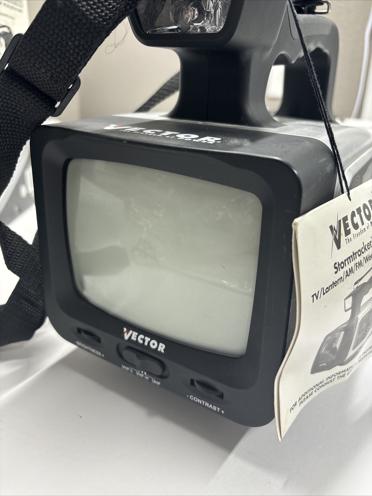 Vector Stormtracker Elite WC300DSV TV Lantern AM FM Weather Alert Radio