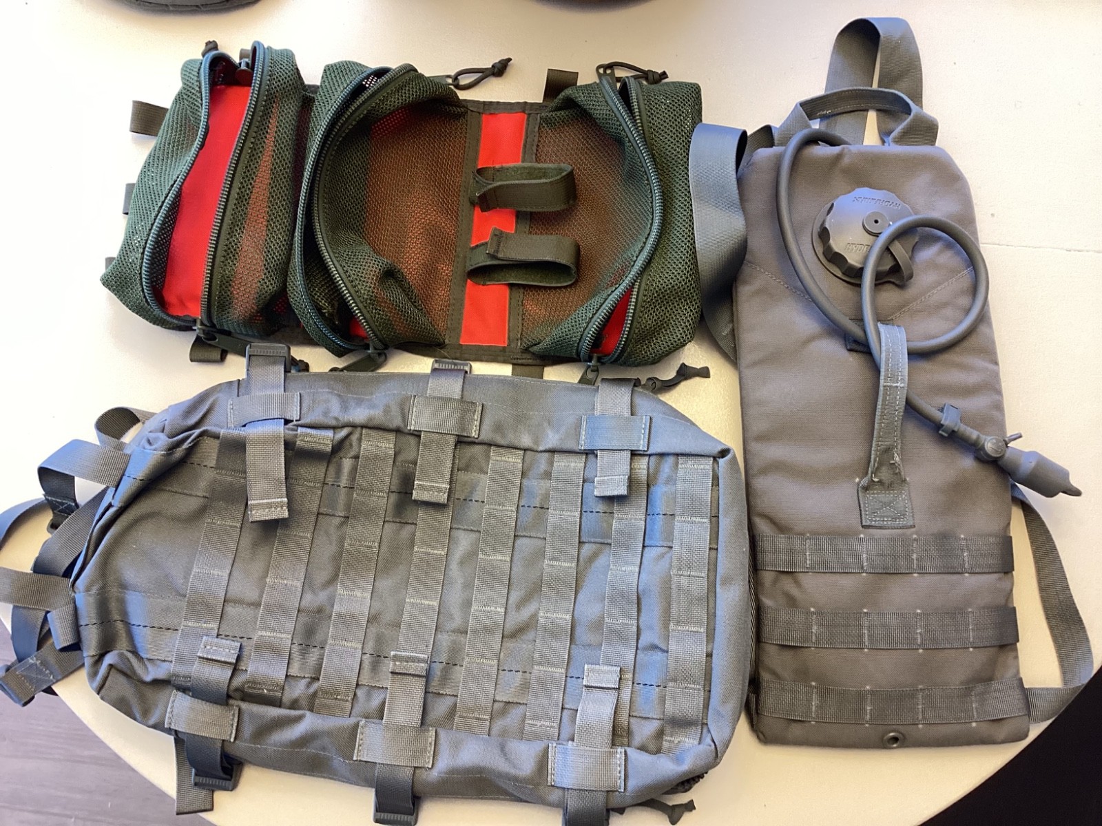 skram / go bag and insert plus Hydramax 3lt water bag / backpack survival