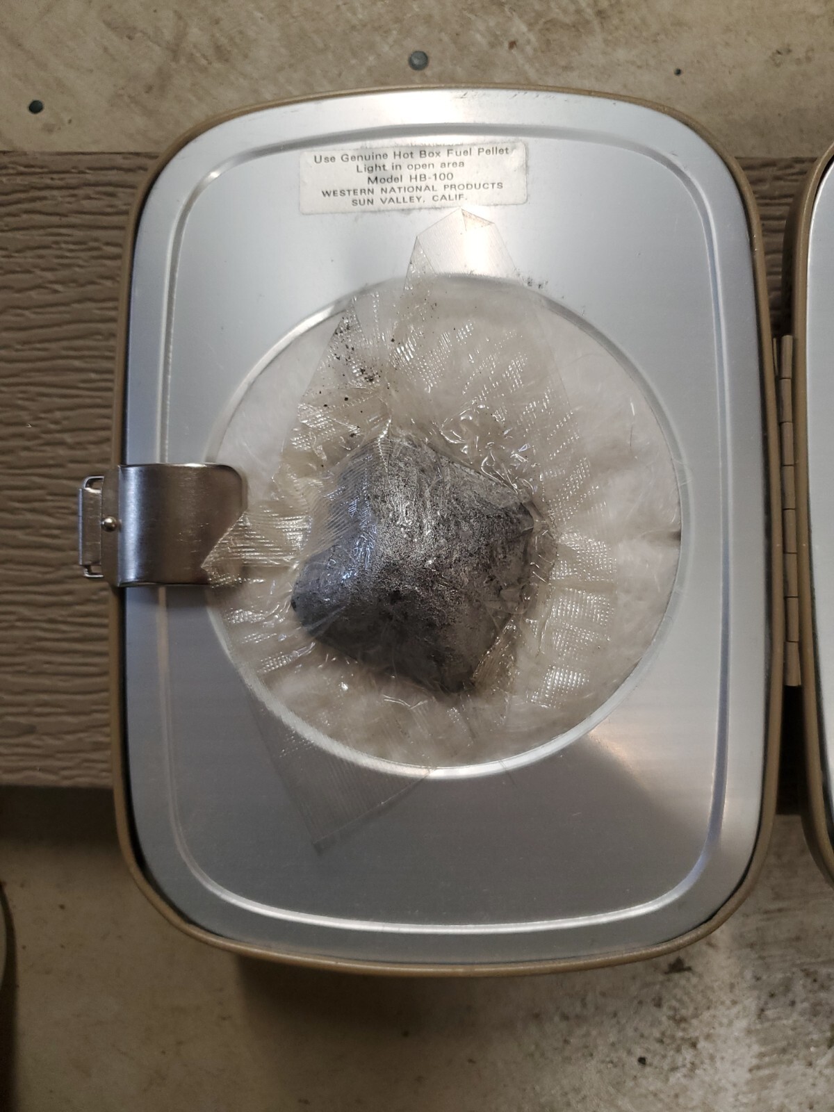 Vintage Portable Heater Hot Box! & 11 Pellets!