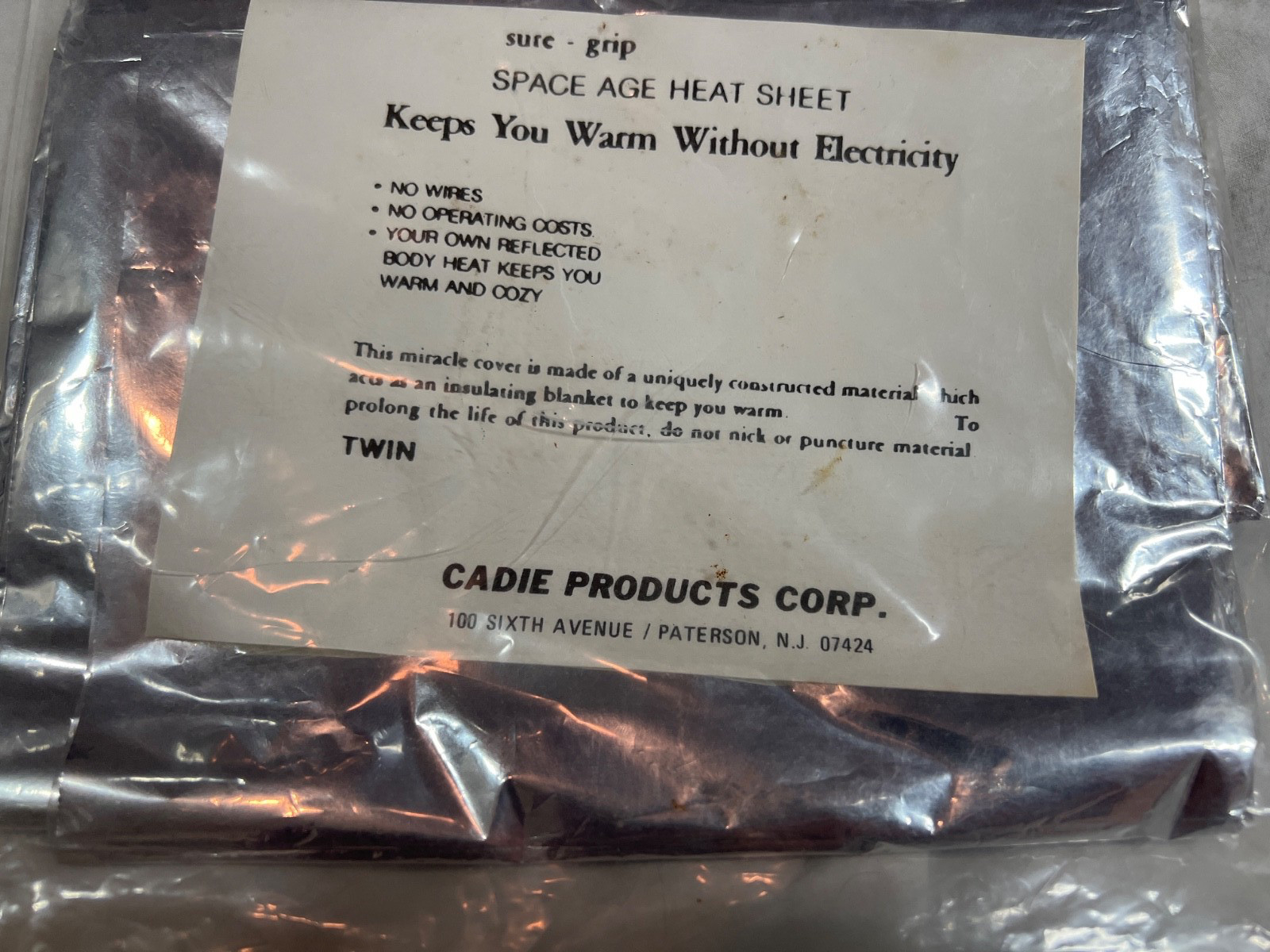NEW Vintage Cadie Thermal Heat Reflective Emergency Survival Wrap Space Blanket