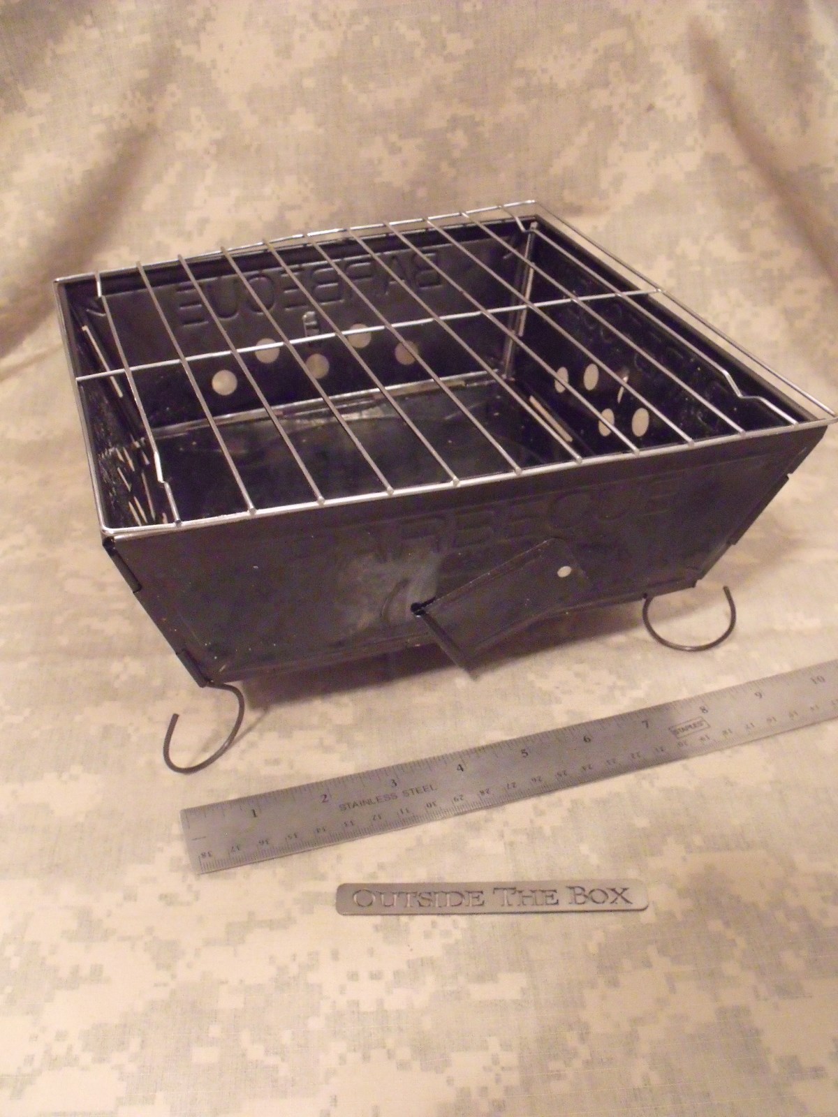 Emergency/Survival: Portable Folding Grill, Lightweight & Flat Fold Design!