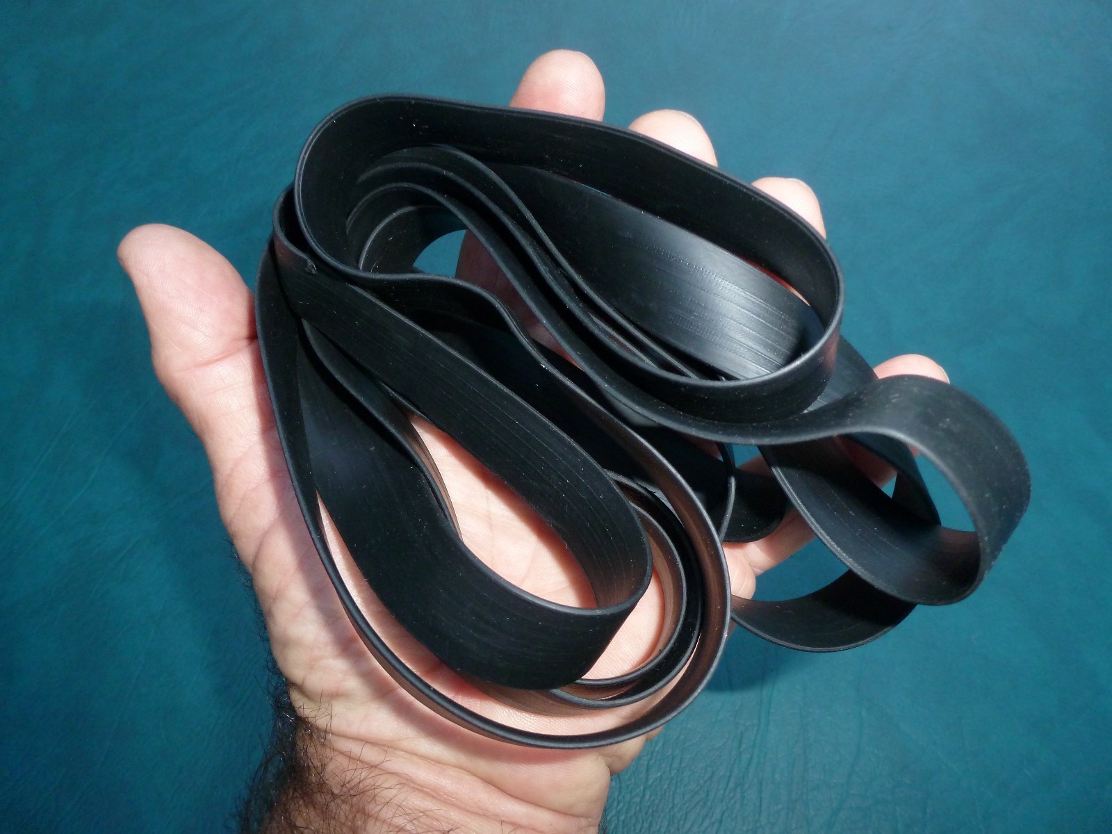 Giant Rubber Band 92″ X 3/4″ Secure Tarps Tents Camping Gear Survival Gear……