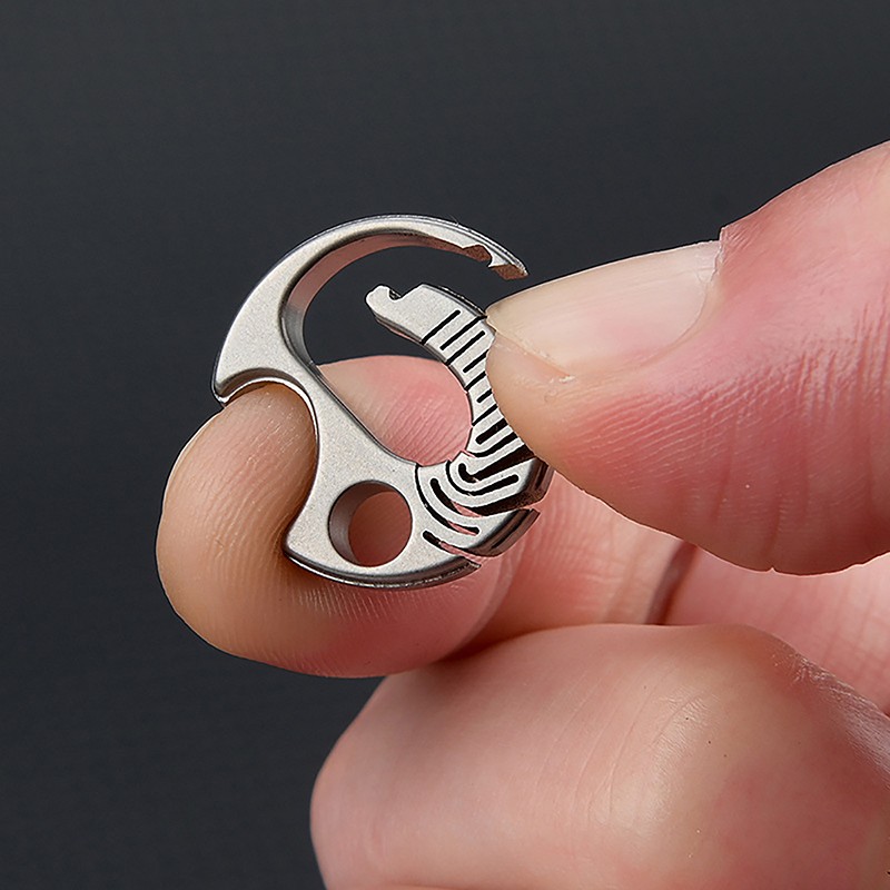 Small Buckle Titanium Alloy Mini Goldfish Clasp Keychain Bottle Opener Tool
