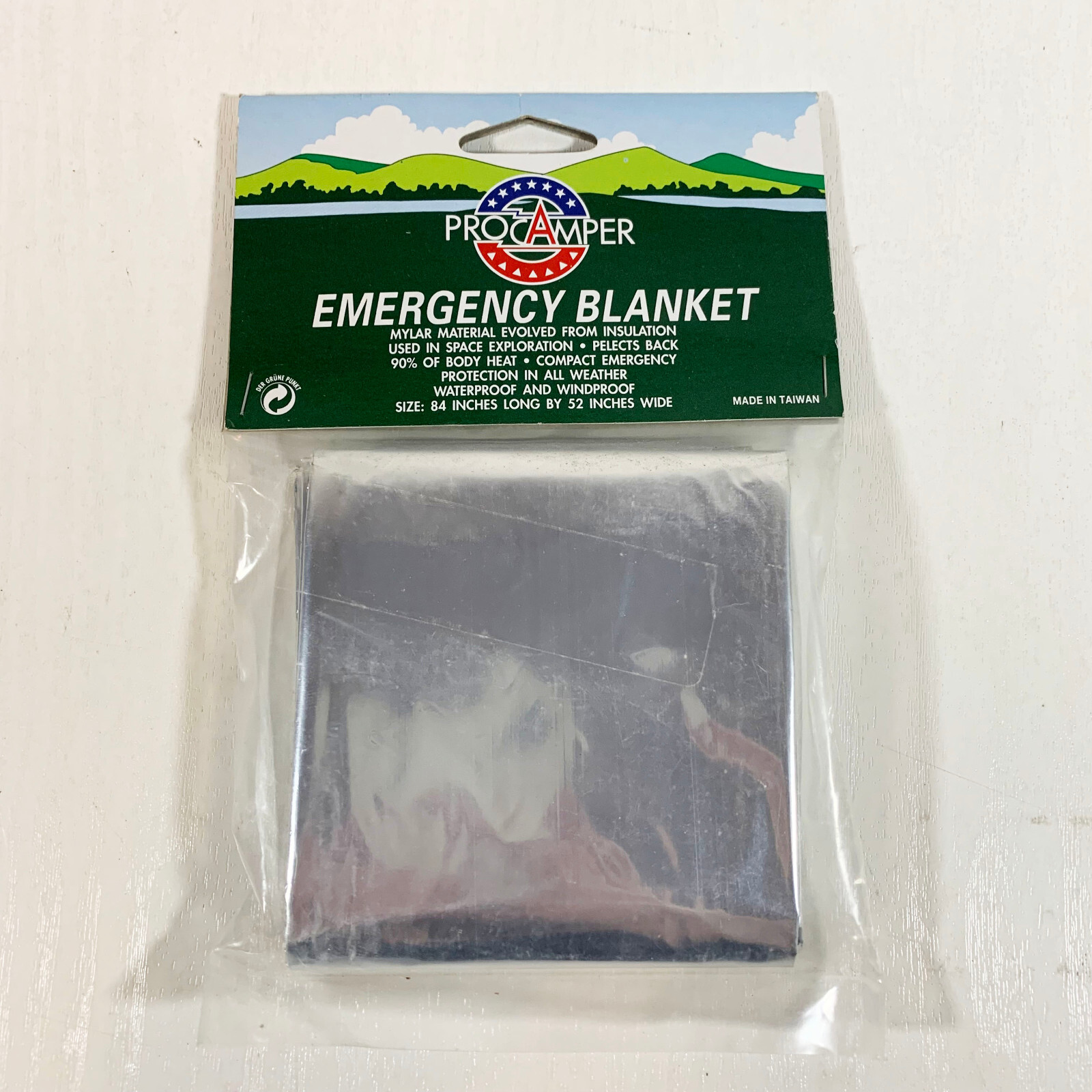 [NEW] Procamper Mylar Camping Emergency Blanket – 84″ x 52″