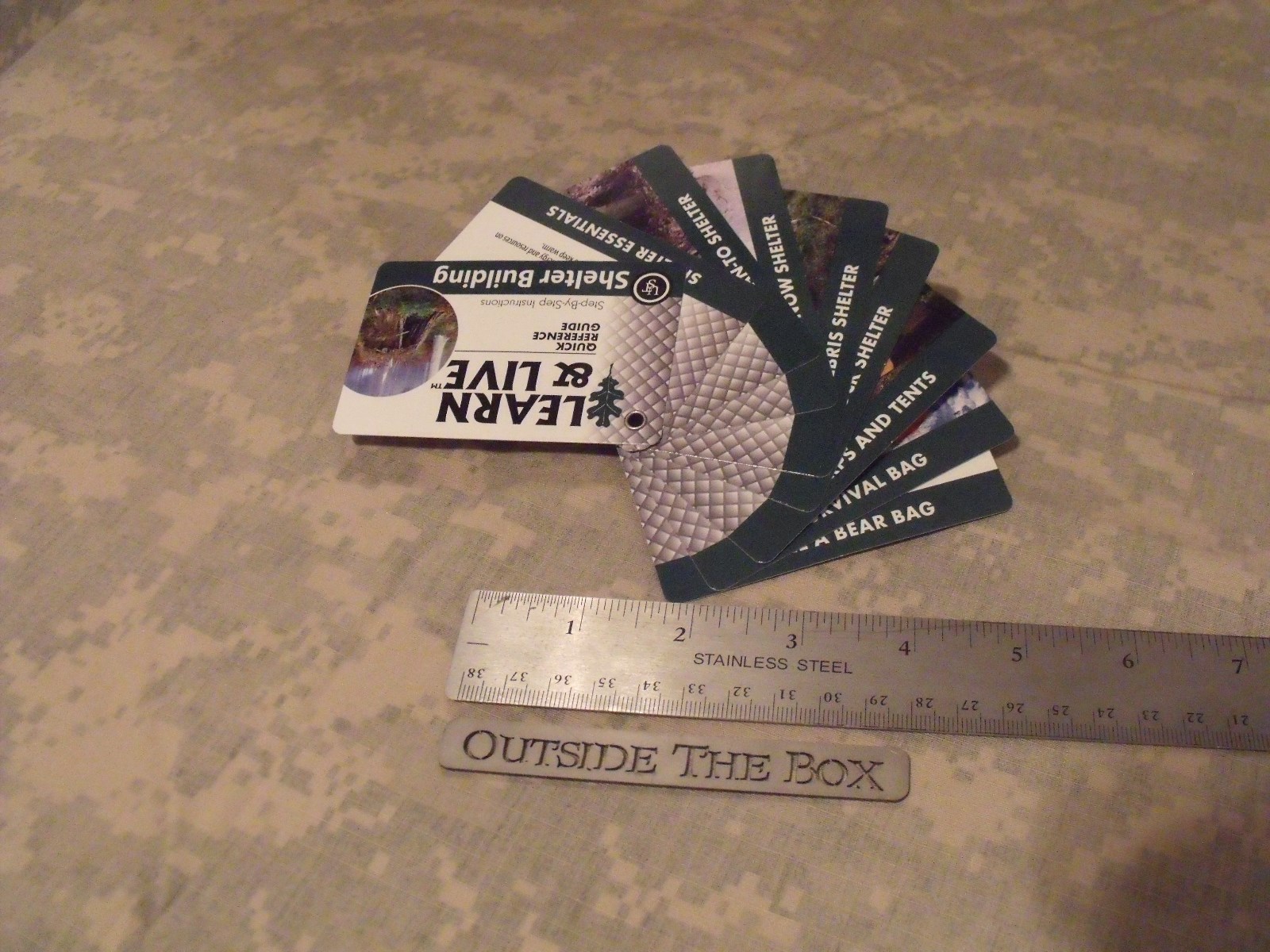 Ultimate Survival Technologies: Shelter Building Cards, UST, 9 Cards