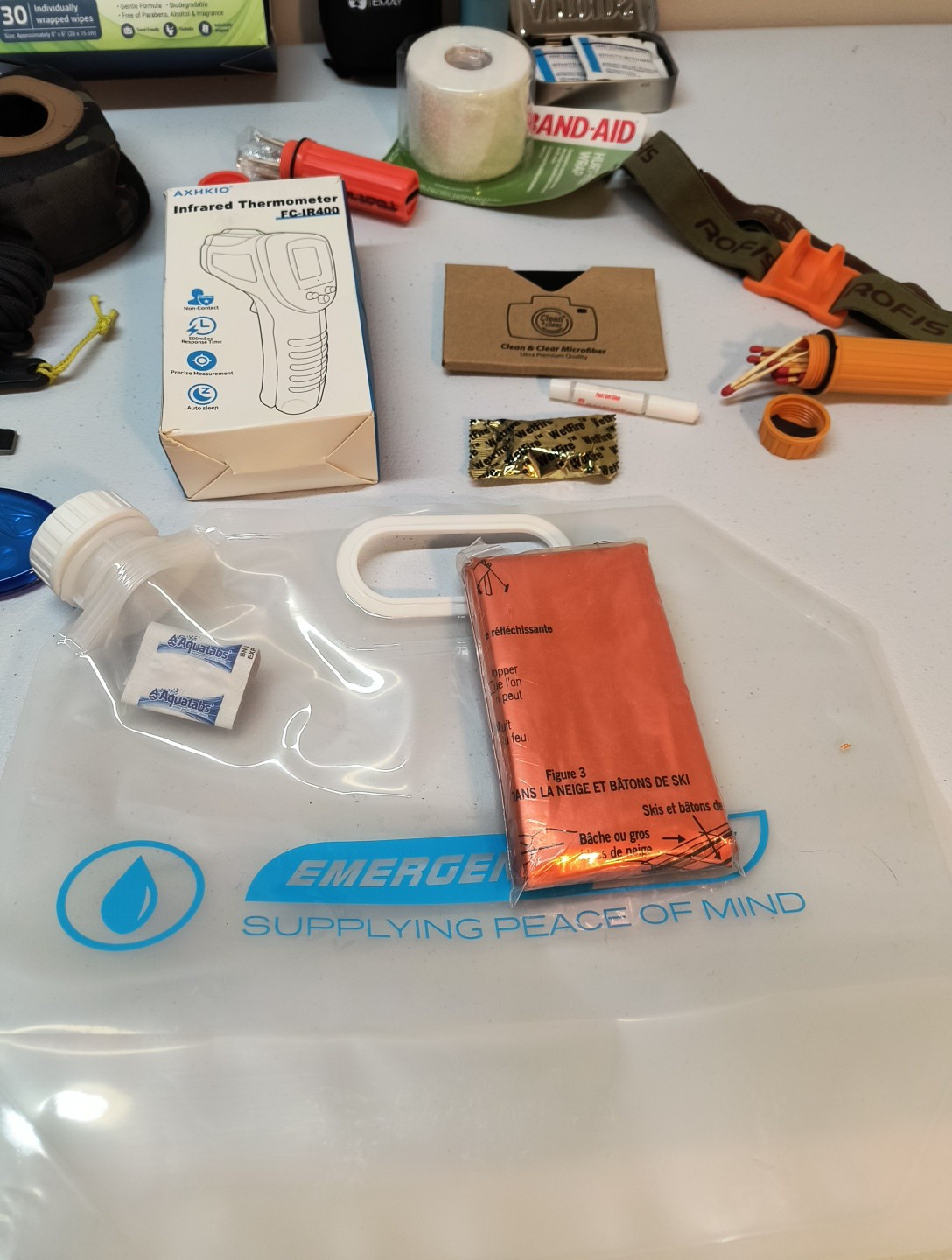 Emergency Survival Kit Camping Bug Out Medical DIY Disaster Relief Prepper PICS!