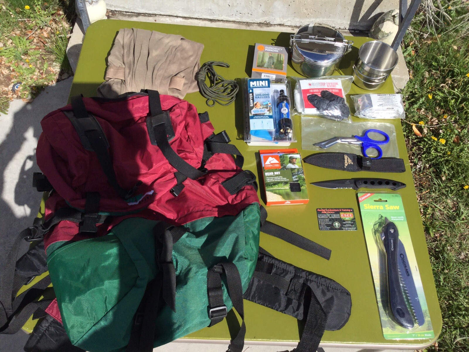 SURVIVAL KIT BUG OUT BAG EMERGENCY BACKPACK FIRST AID DISASTER PREPAREDNESS EMT