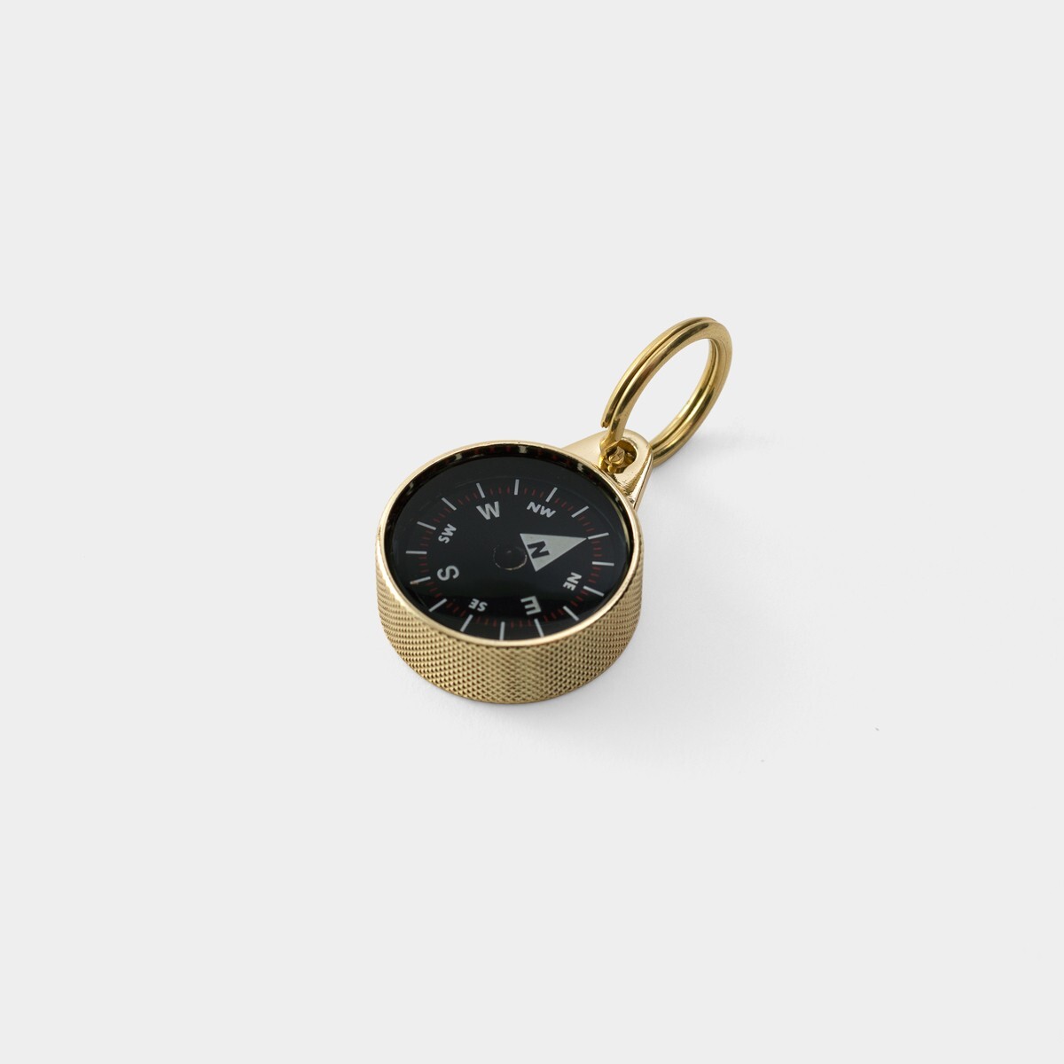 A&F Brass Compass knurled solid W3.0xH4.0xD1.1cm, W1.1xH1.5xD0.4in