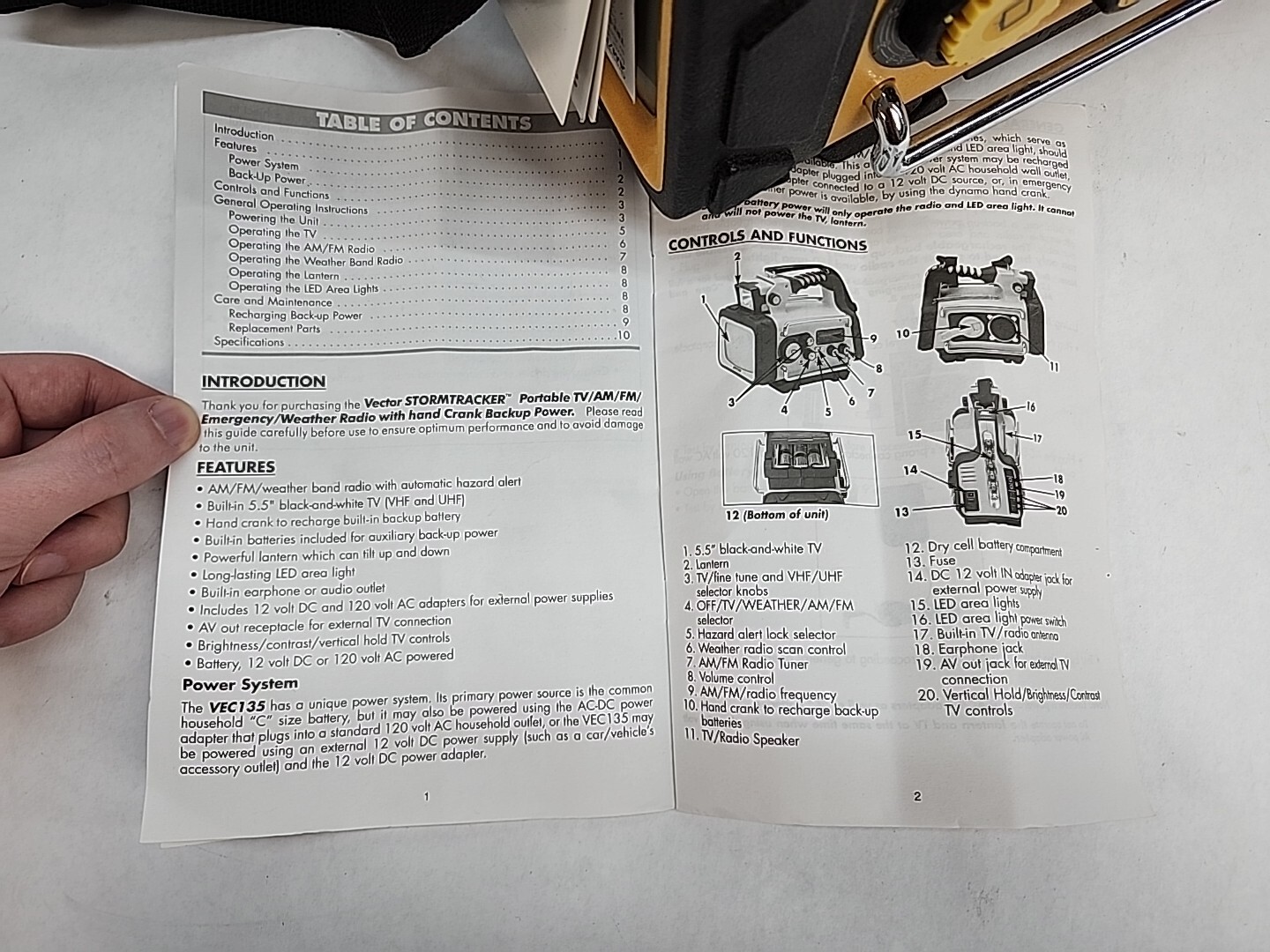 Vector STORMTRACKER TV Lantern AM/FM NOAA Weather Radio Alert VEC135 – TESTED