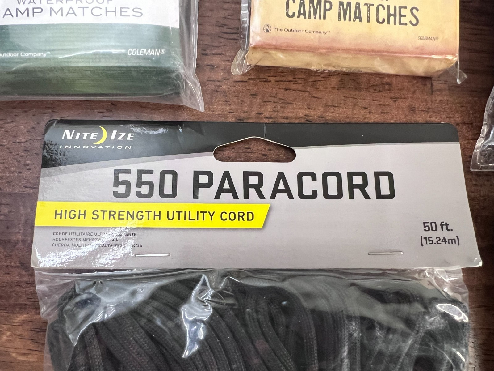 Colman Survival kit Gear Water Proof Matches Paracord
