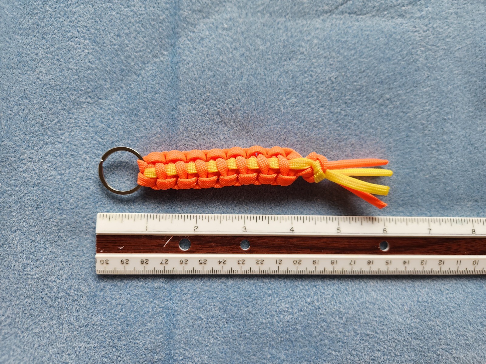 550 Paracord Keychain with Keyring Thin Yellow Line