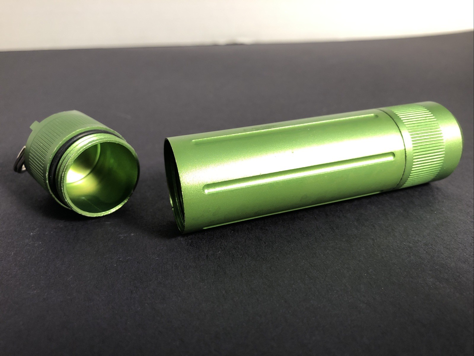 Aluminium Survival Kit Waterproof Sealed Pill Bottle An EDC must