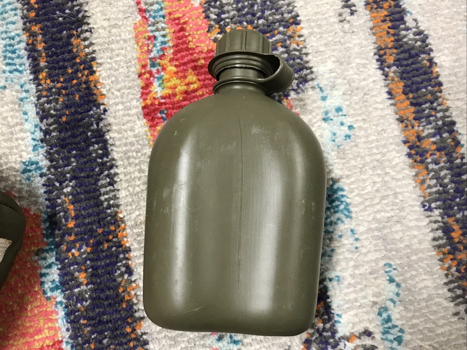 US Military 1 QT QUART CANTEEN COVER NYLON w ALICE CLIPS Canteen And Cup Read