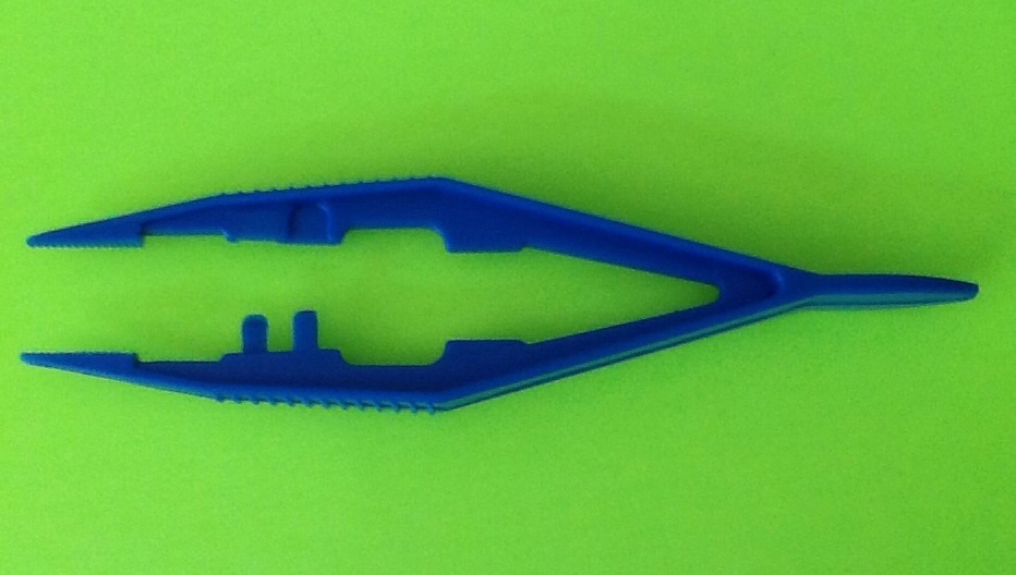 Lot of 25 Plastic Tweezers/Forceps First Aid Emergency Prepper Survival Kits