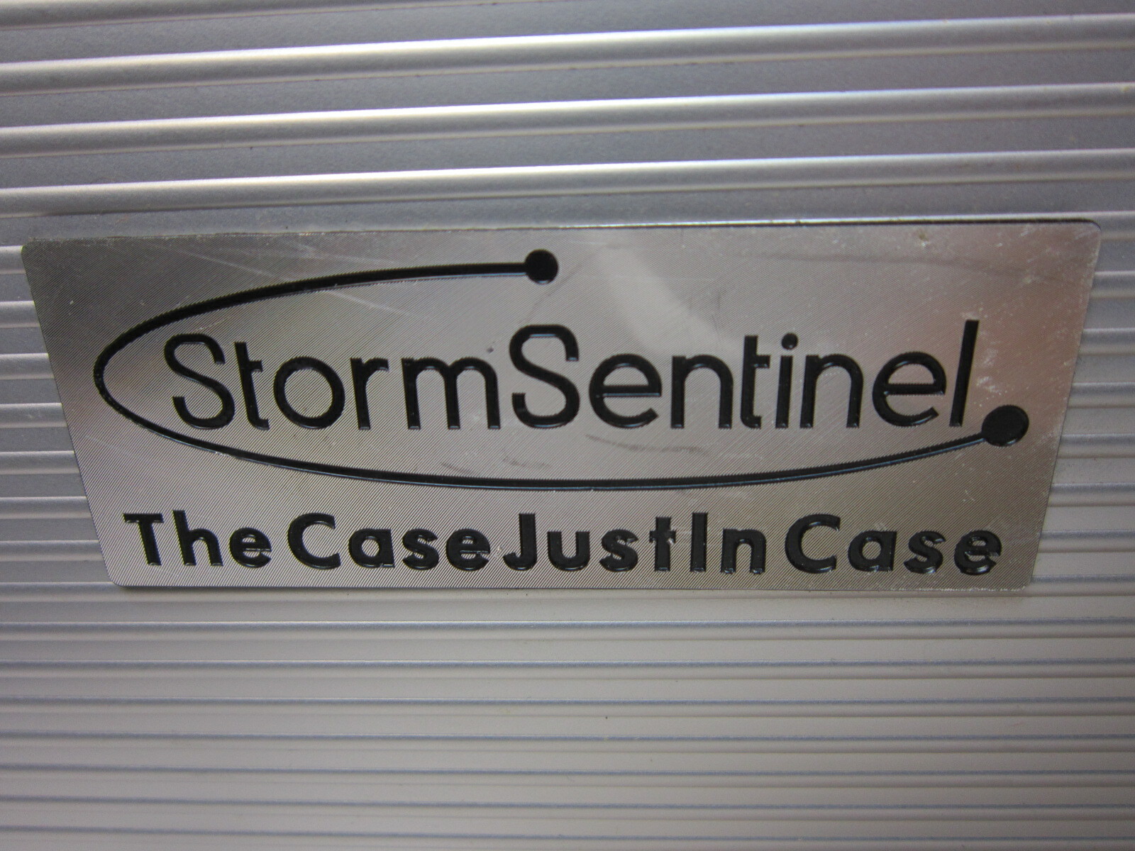 Storm Sentinel Justin Case Emergency Home Safety Kit Winding Radio & Flashlight