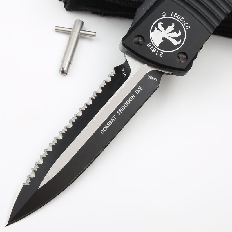 Outdoor Tactical Folding Knife – Compact, Durable Camping Survival Tool