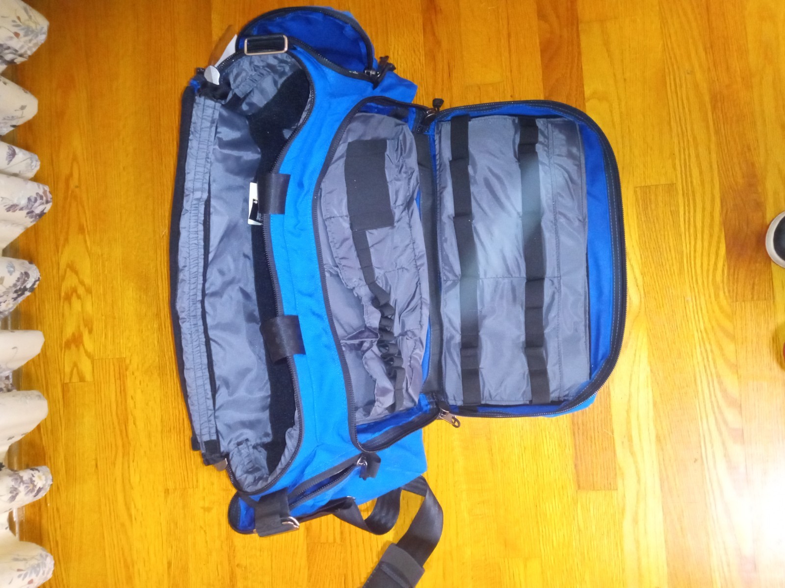 Pacific Emergency Products A300 EMS Emergency Trauma Medic Bag 22 X 14 X 11