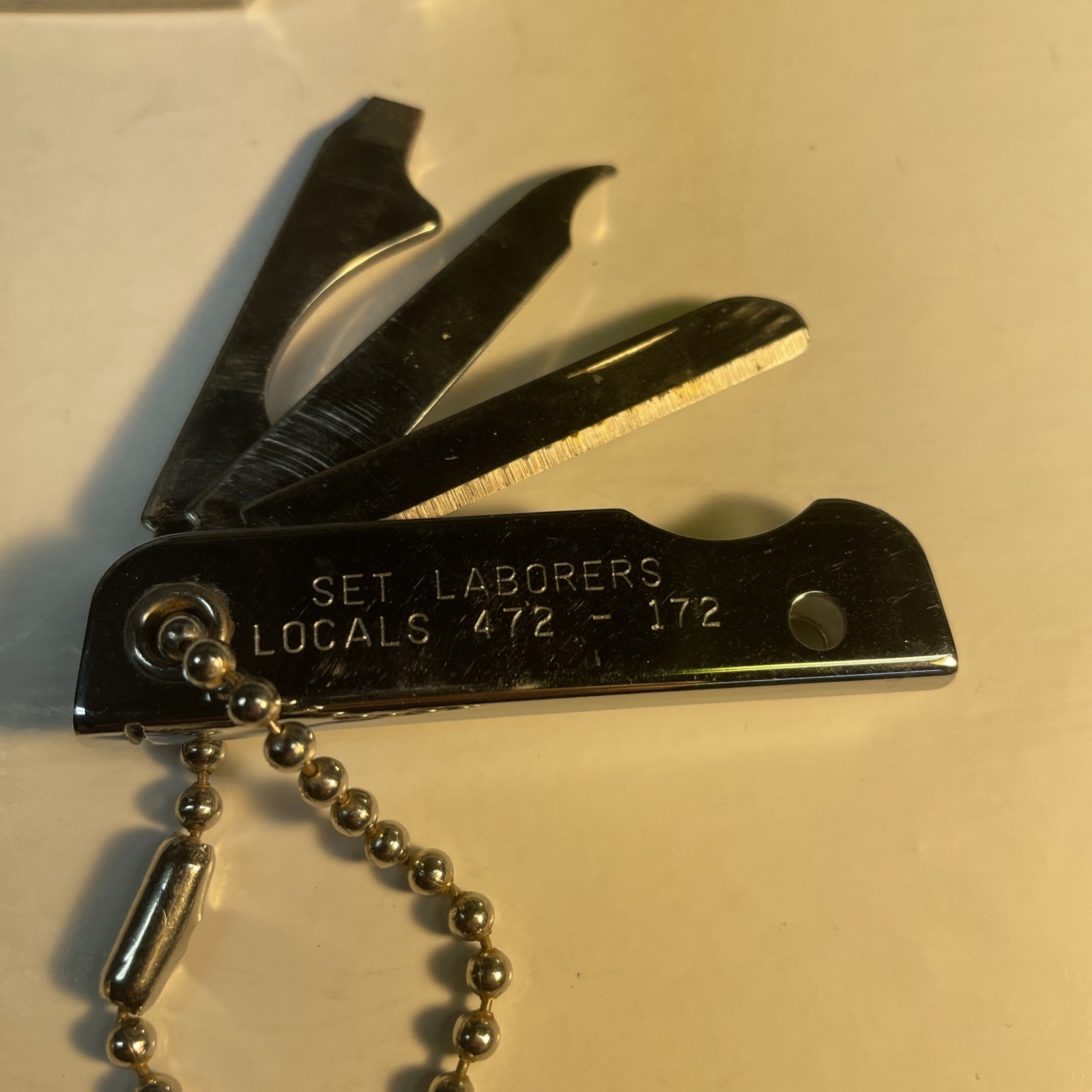 Set Of Three Small Camping/Utility Pocket Knives ; All In VGood Working Order ￼