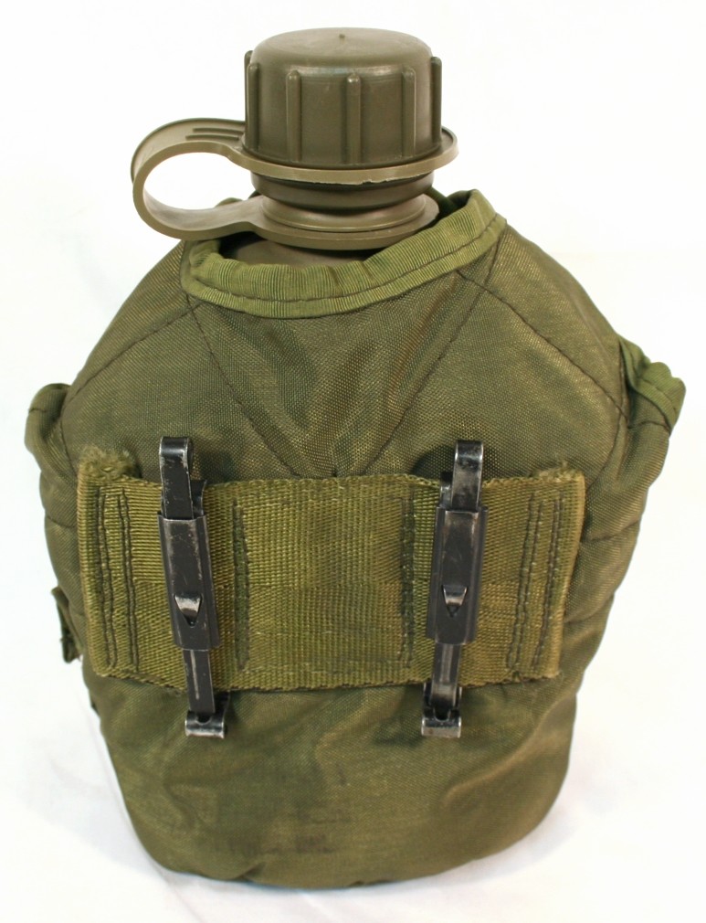 US Military NEW 1 QT OD PLASTIC CANTEEN & USED COVER w/ BRAND NEW STAINLESS CUP