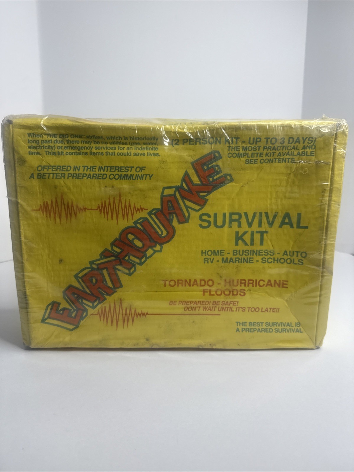 VTG Earthquakes Tornadoes & Hurricanes Survival kit Harvey Enterprises Co. 1989