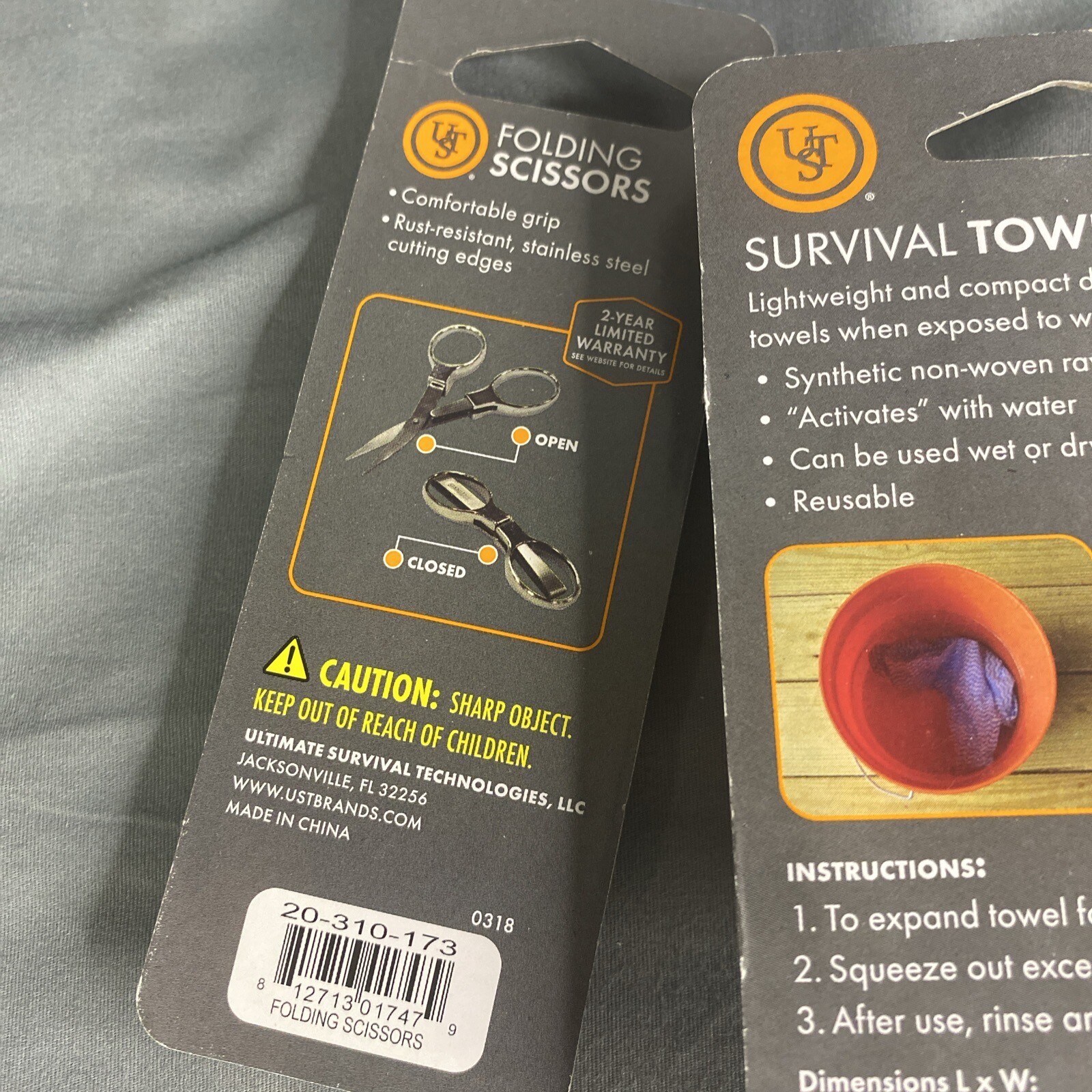UST Survival Lot Card Towel (2-pack) & Folding Scissors