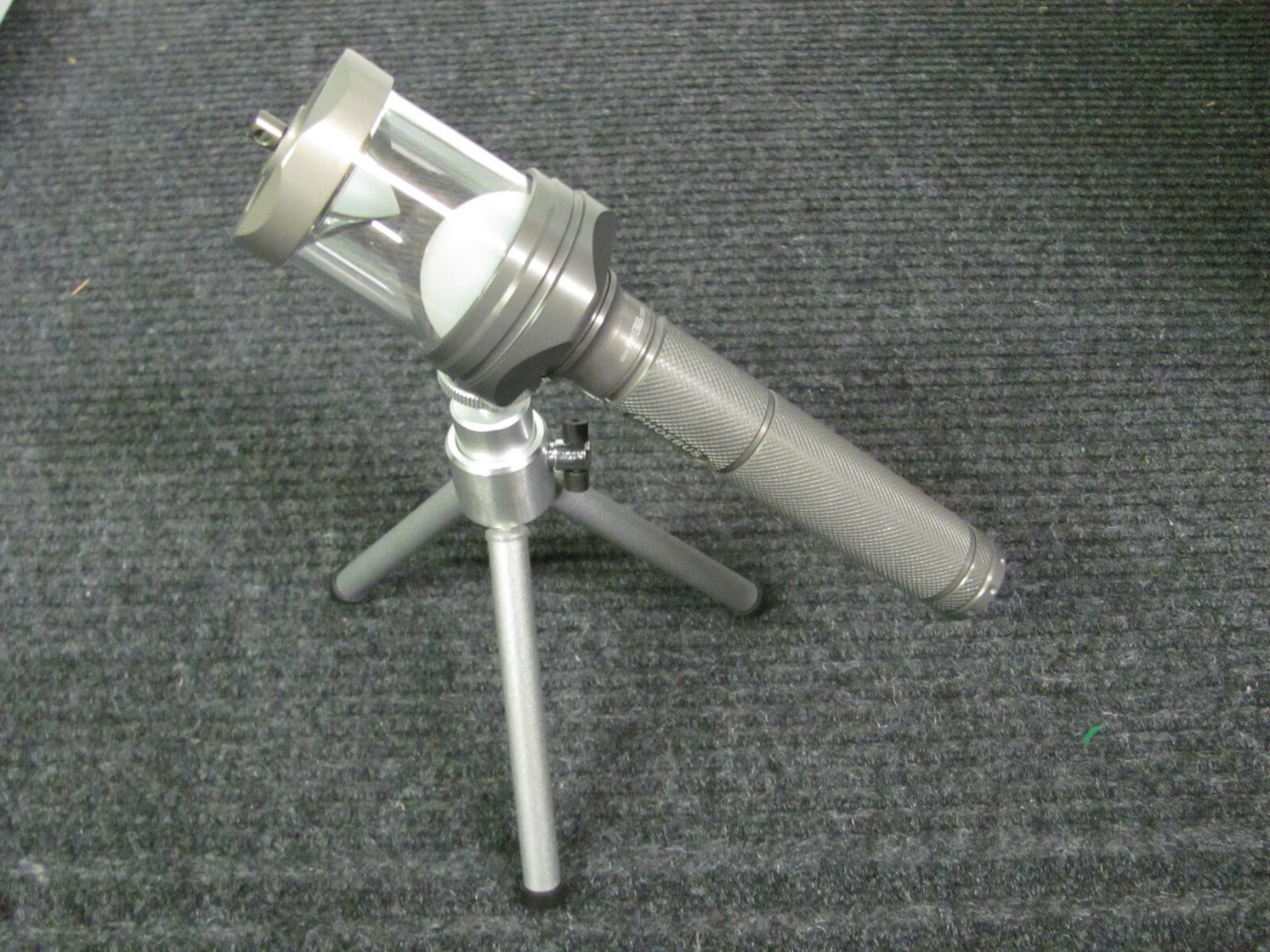 LED Flashlight – The Wilderness Kit