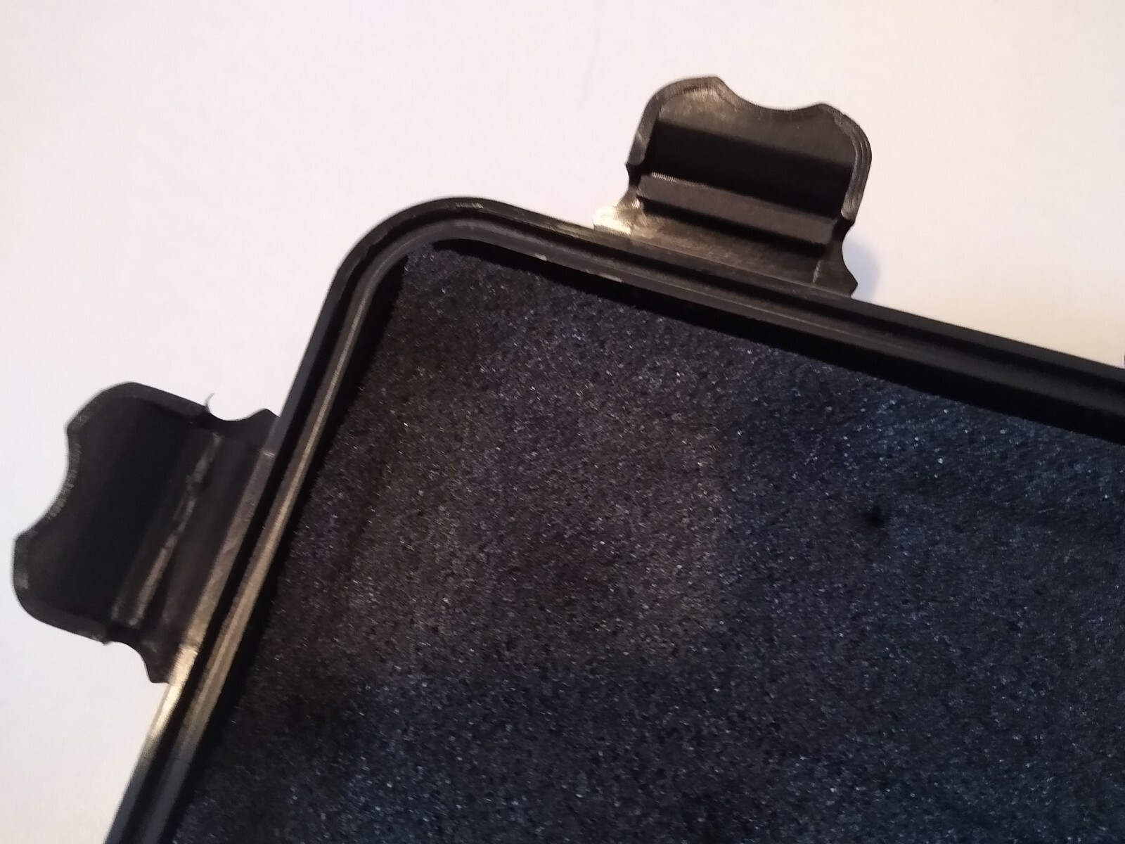 EDC Kit. Brand: Eiliks. 17”x11”x5”. 10 Pcs. In a case.