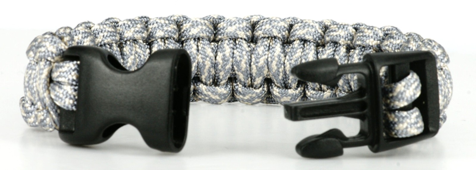 Luos Cultural Goods Paracord Survival Bracelet – Foliage Camoflage –