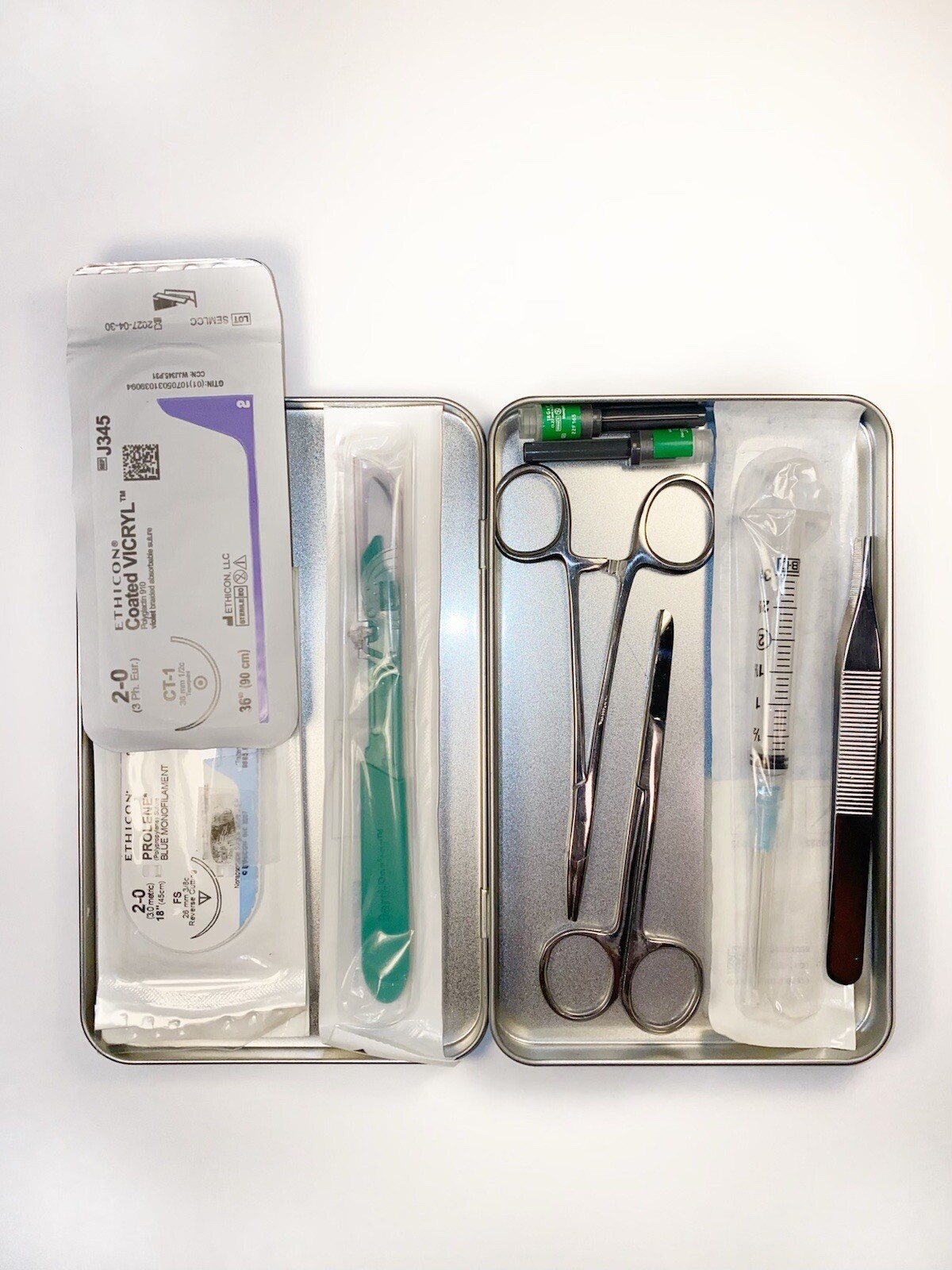Individual First Aid Kit (IFAK) Condor Olive Drab with Ethicon Suture Kit
