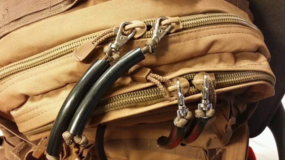 2 Tactical 550 Zipper Pulls Black with black rubber tubing